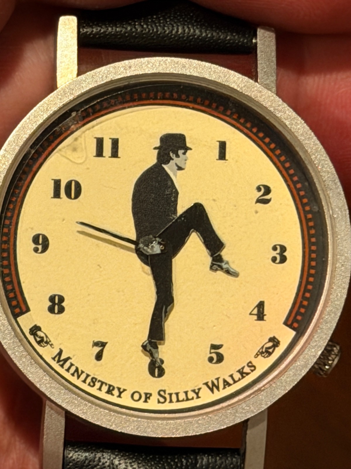 New Tempus Fugit Ministry of Silly Walks Quartz Watch – Charlie Chaplin / Monty