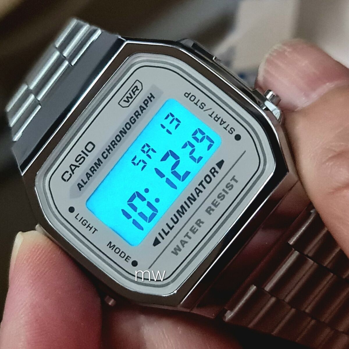 Casio A168WA-8A Vintage Design Digital Stainless Steel Grey Unisex Casual Watch