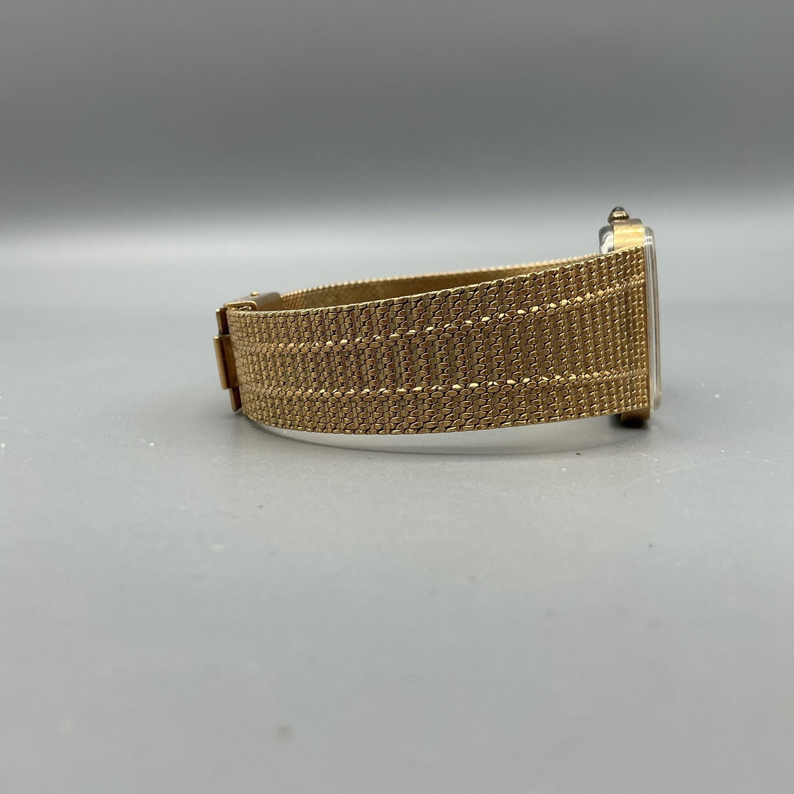 Vintage Jules Jurgensen Womens Watch 28mm Gold Tone Bracelet New Battery 8.25″