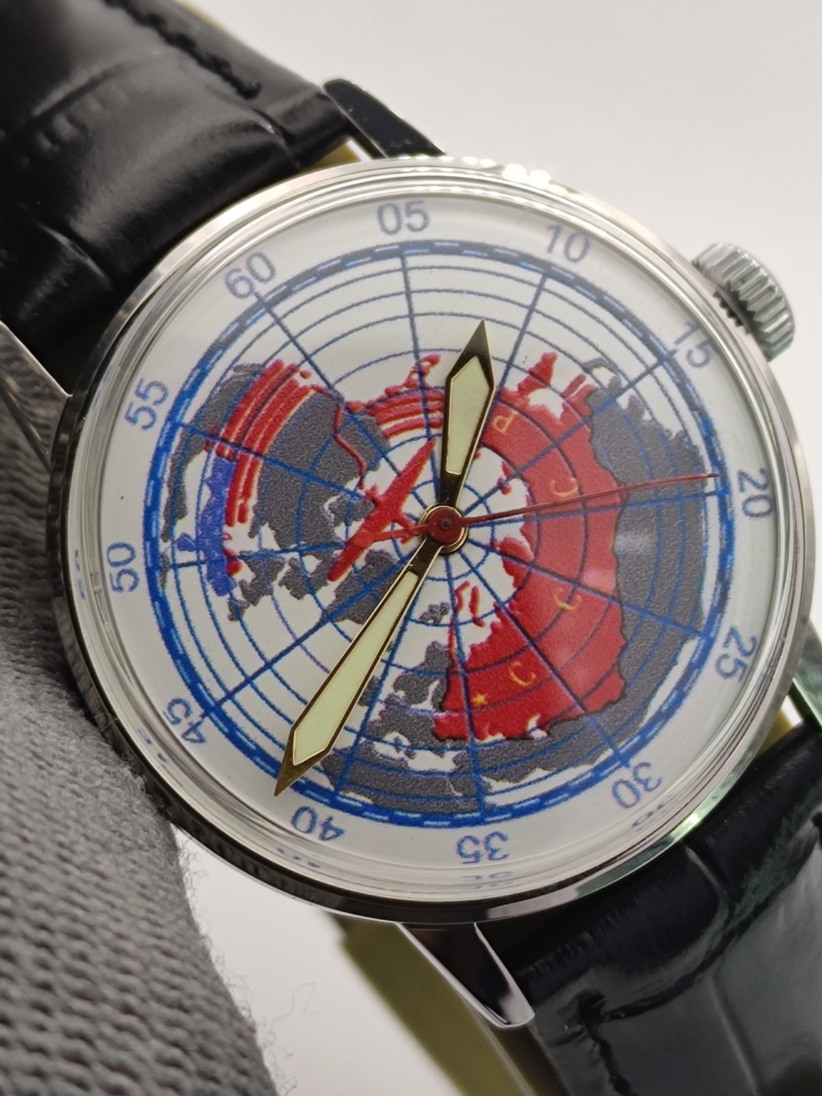Vintage RAKETA watch 2609 First flight through north pole Chkalov dial Soviet