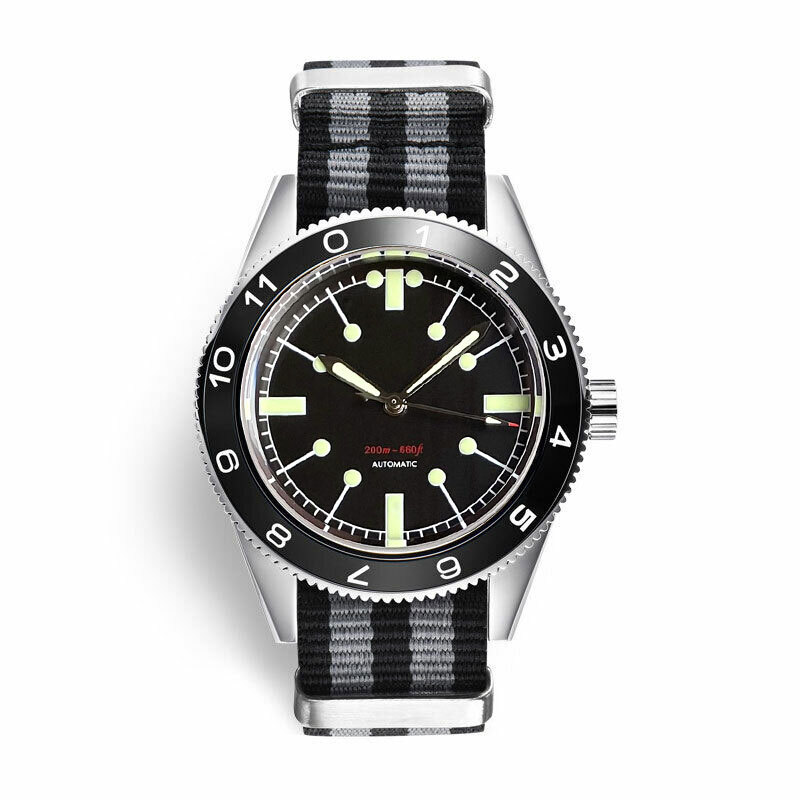 41mm Sapphire Glass Black Sterile Dial Japan NH35A Auto Men Watch Green Luminous