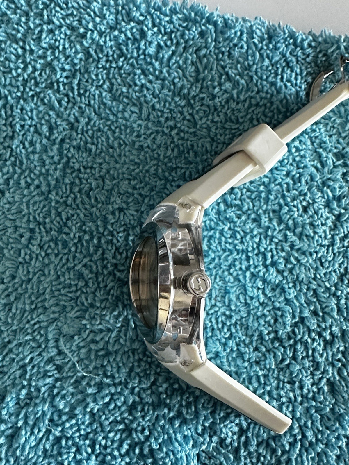 Gucci Sync 36mm Unisex Wristwatch