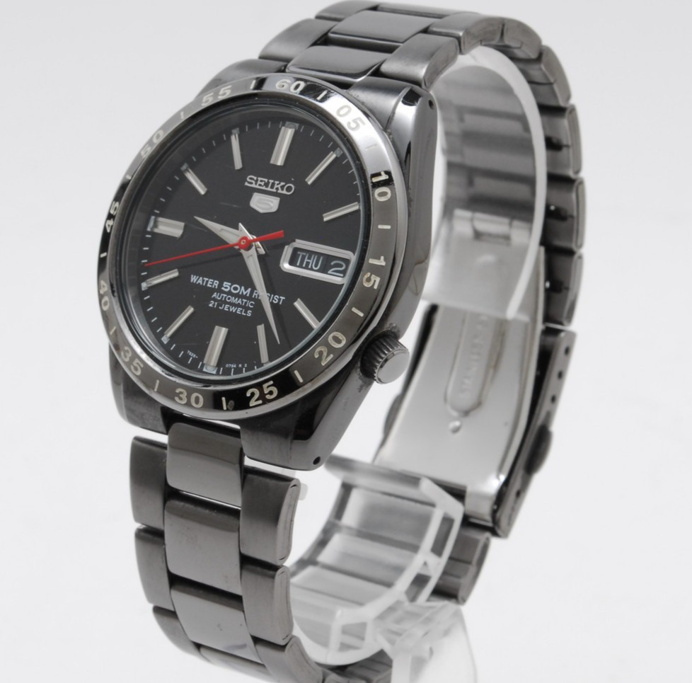 SEIKO 5 Sports 7S26-02T0 Automatic Black Dial Day/Date 37mm Near Mint from Japan