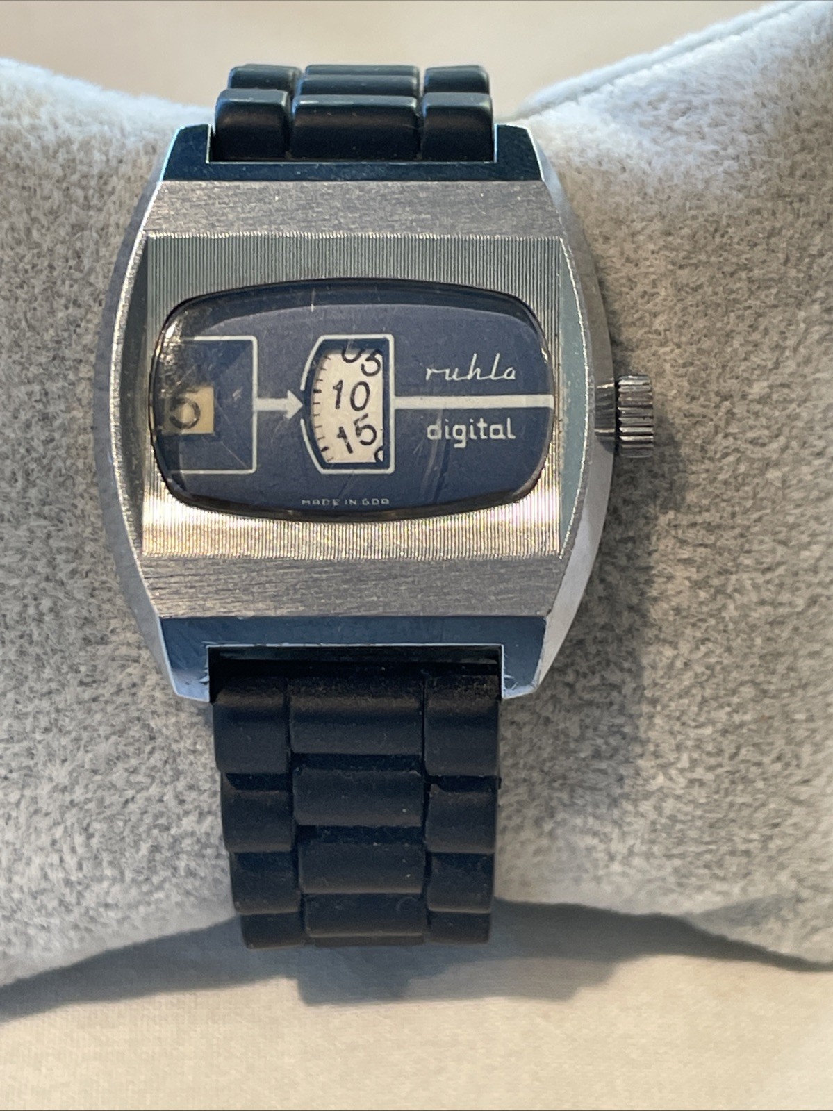 Vintage RUHLA DIGITAL Jump Hour Wrist Watch 1970’s GDR TV Case Needs Service