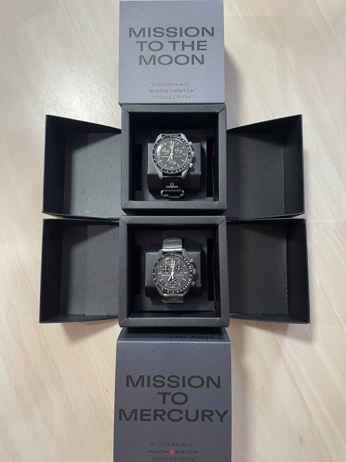 Swatch Mission to the Moon 42mm Silver Bioceramic Black Case Black.