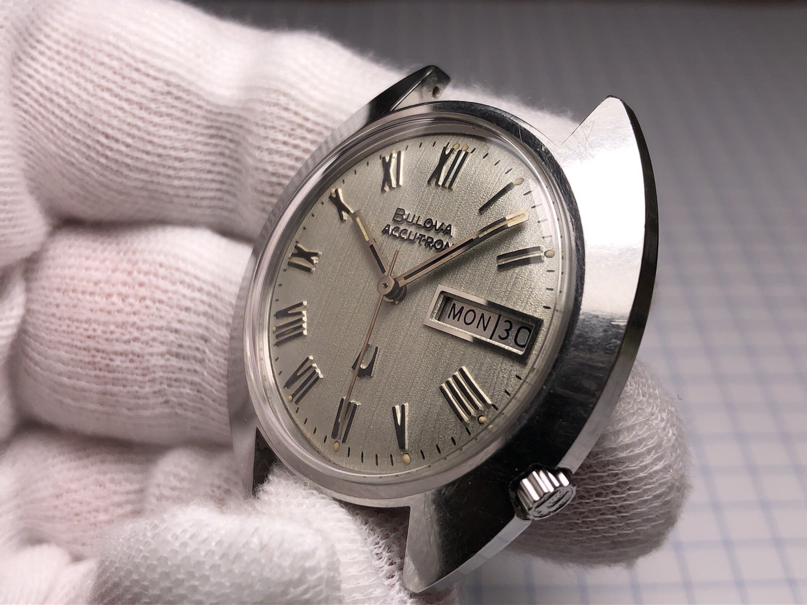 Vintage 1973 Bulova Accutron Day Date Tuning Fork 2182 Men’s Watch