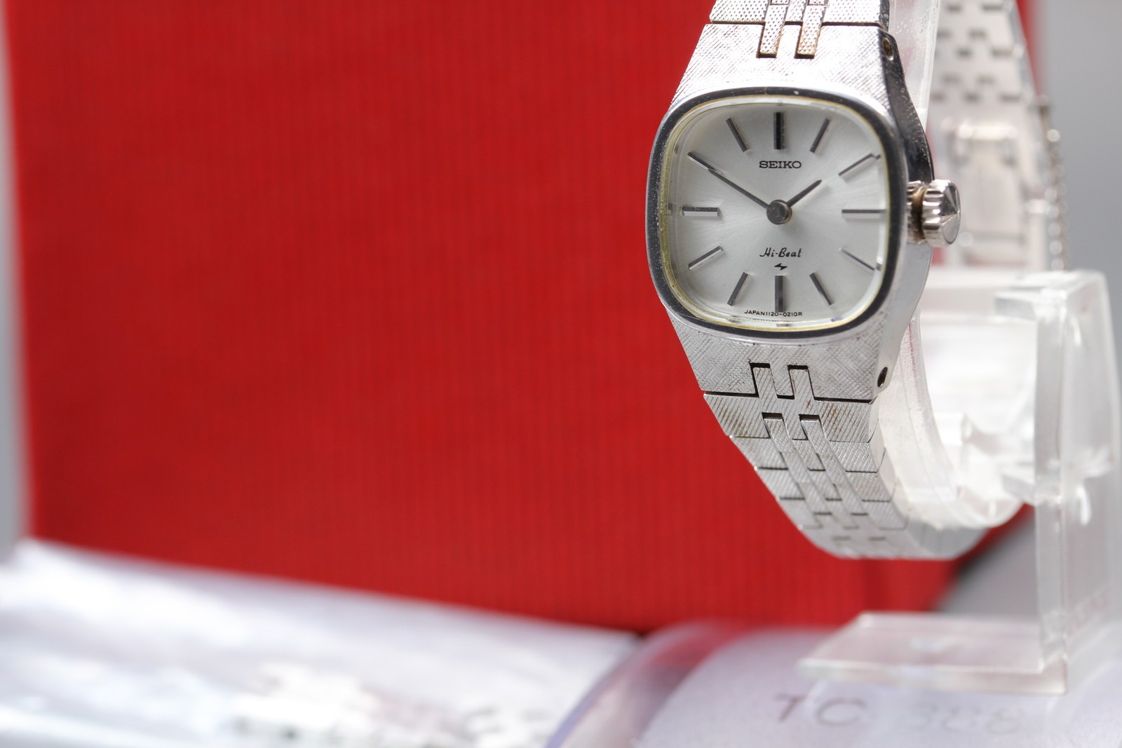 Vintage 1975 N MINT Seiko Bracelet Hi-Beat 1120-3060 23J Womens Watch JAPAN