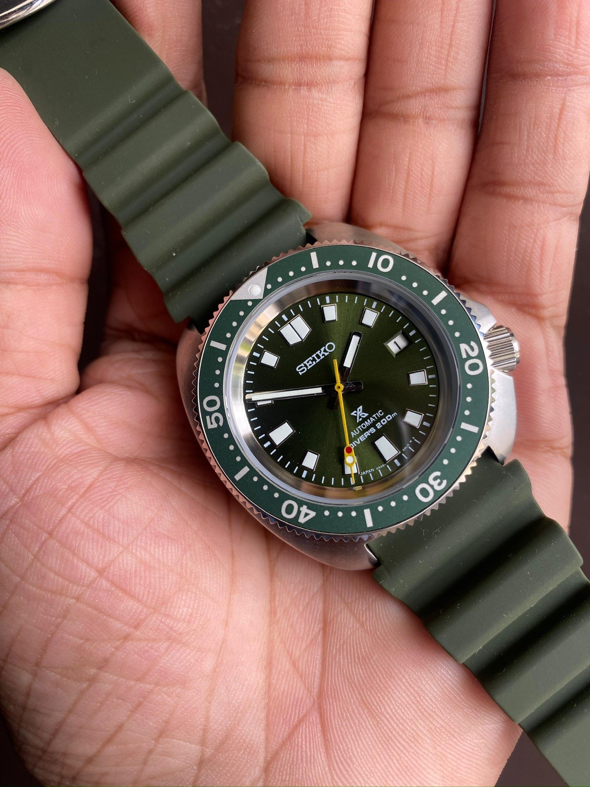 Seiko Prospex Automatic Diver 200M – Green Dial men watch