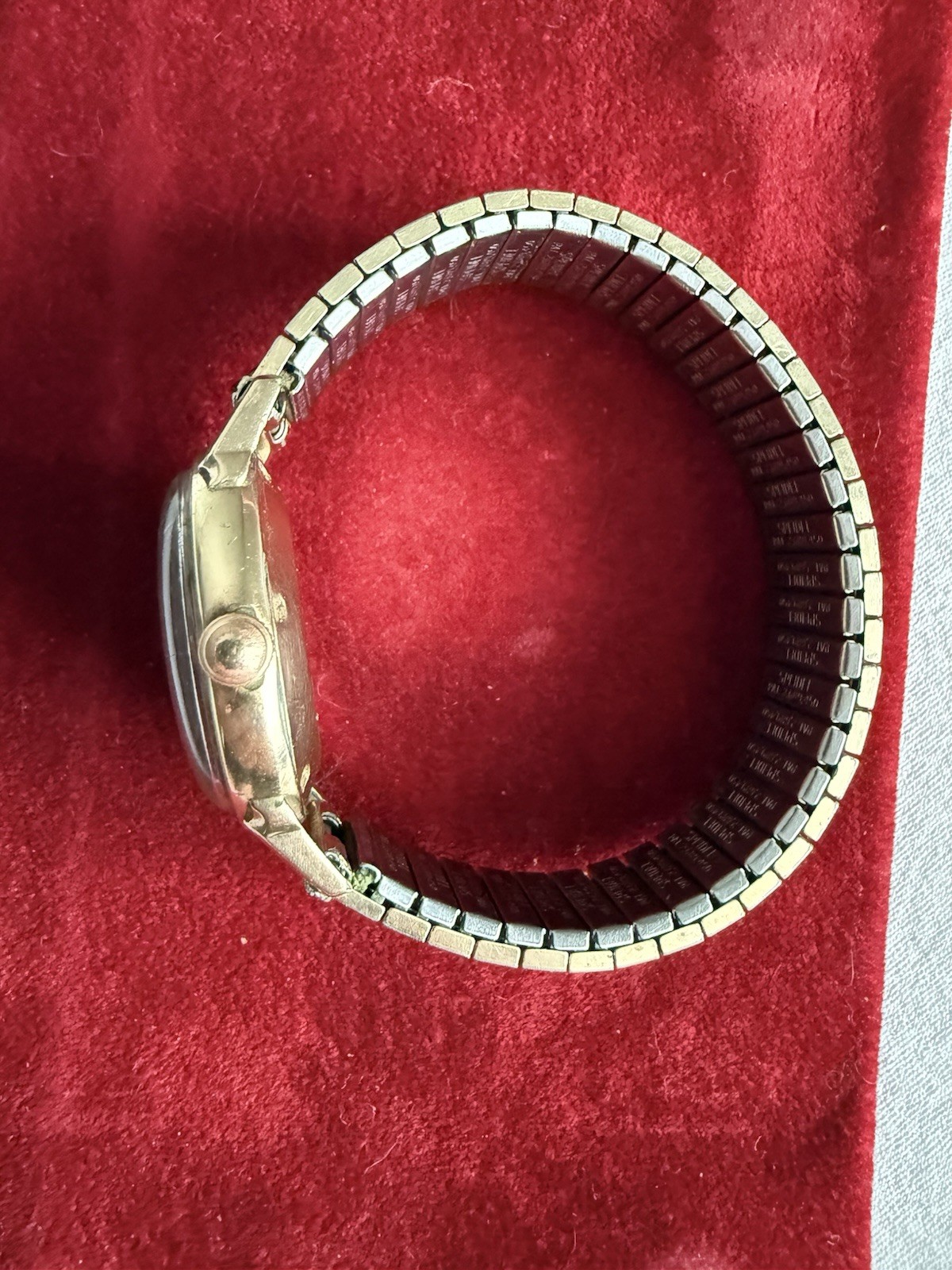 Vtg 1950s Wittnauer Automatic 10k Gold Fill Fancy Lug Onyx Accent Bracelet Watch