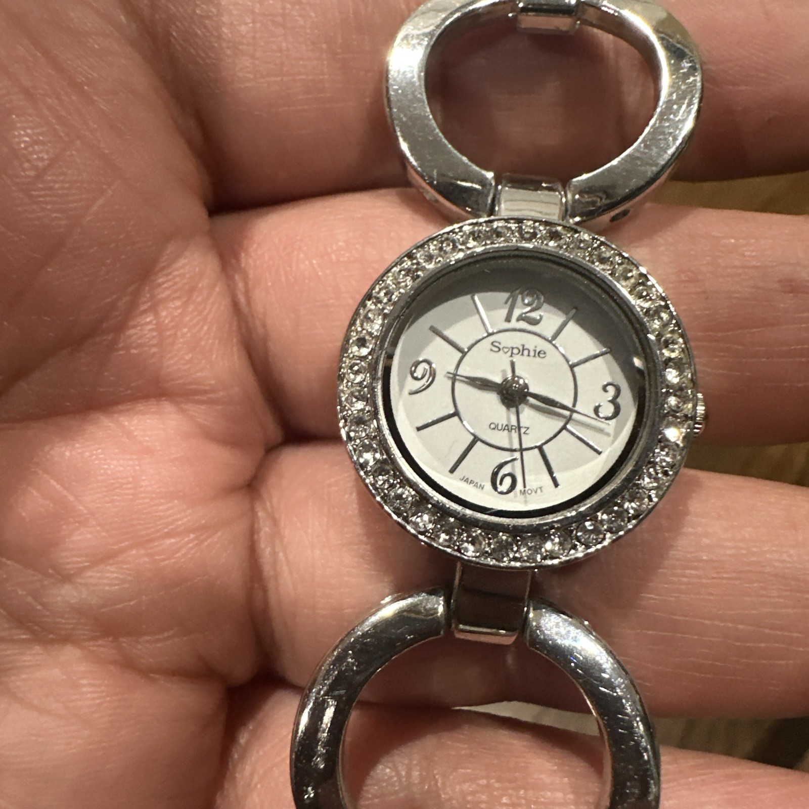 Working Sophie Rhinestone Bezel And Silver Tone Women’s Silver Bracelet 25mm