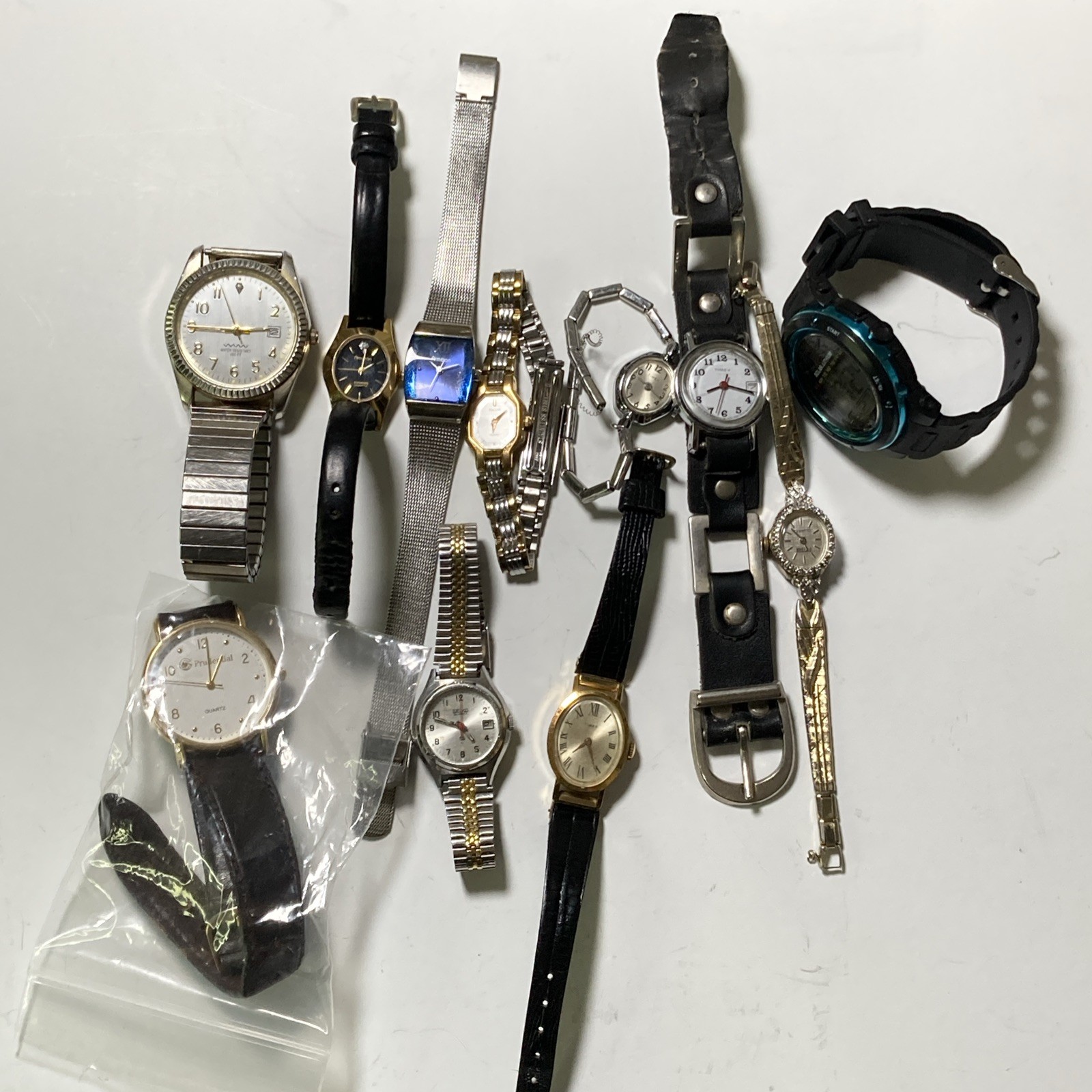 (11)Watches for Repair or Parts(See Pictures For Exact Watches You Will Receive)