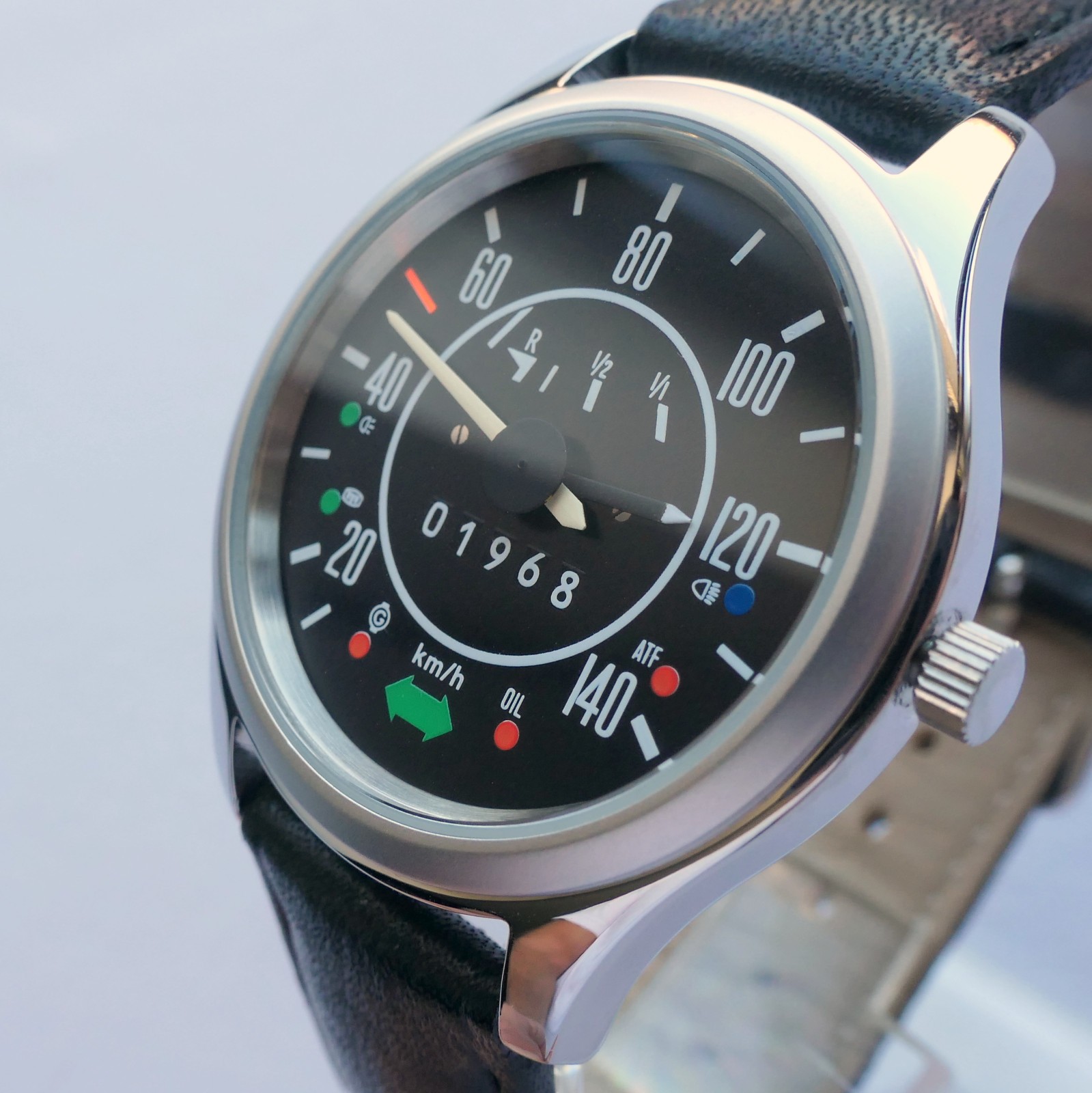 Volkswagen VW 1968 Beetle Bug Kafer Classic Speedometer Car Accessory Watch