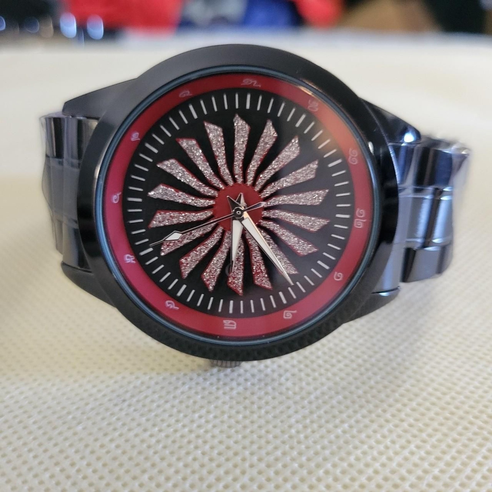 No-brand Men’s Black and Red Watch