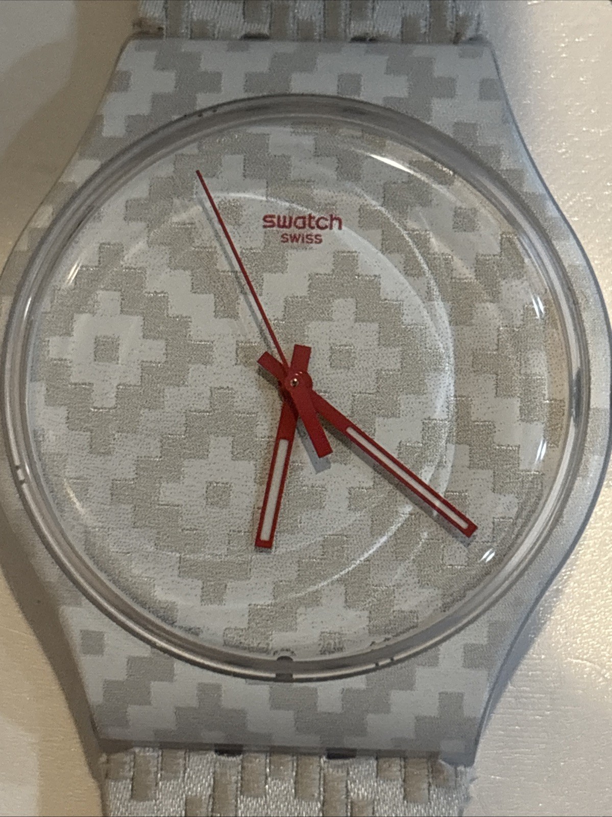 Swatch Watch Flying Carpet SUOW109 Mint Condition 41mm 2014 Working New Battery