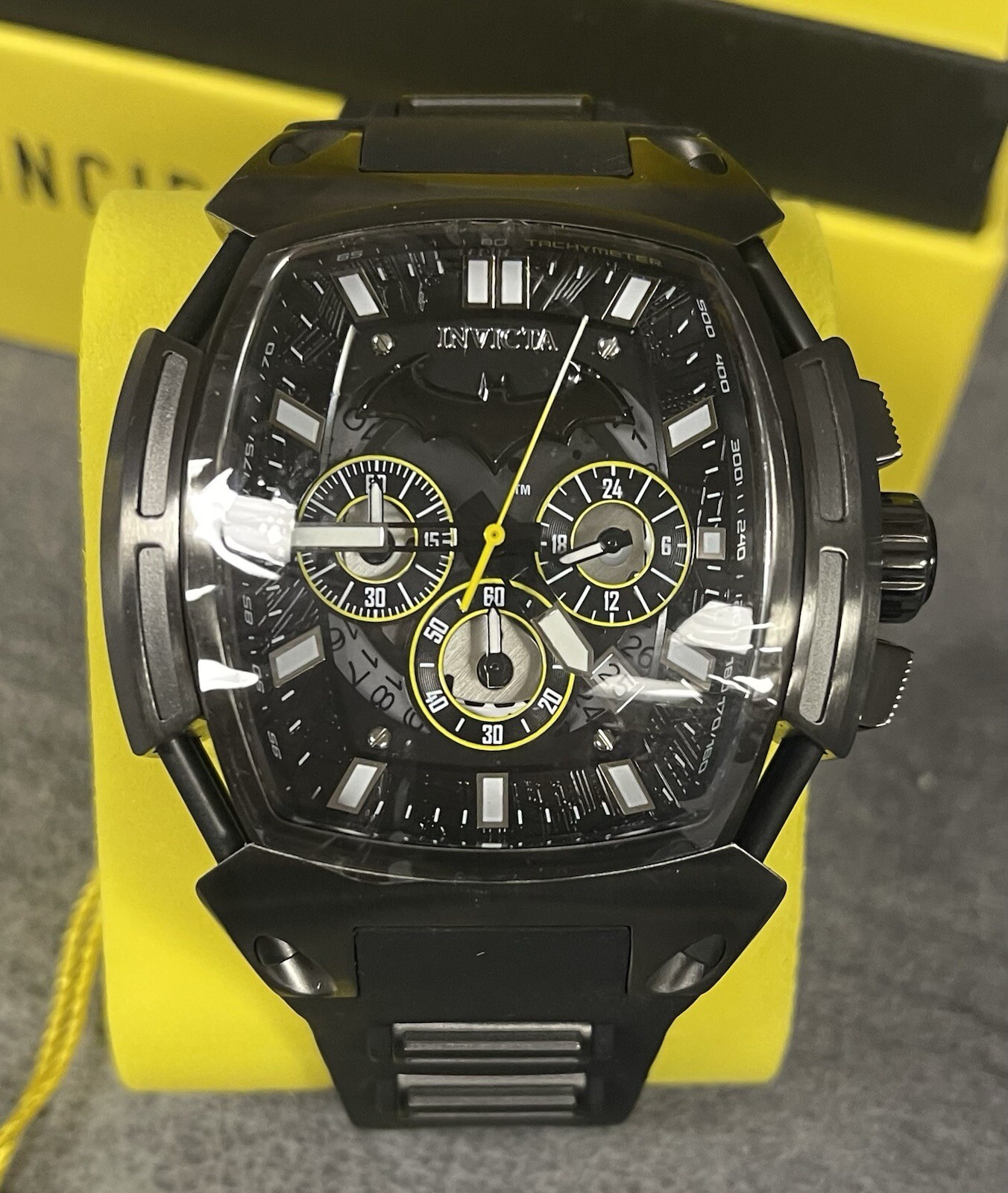 INVICTA DC COMICS BATMAN 37609 Chronograph Watch 53mm Black Yellow LTD Edition