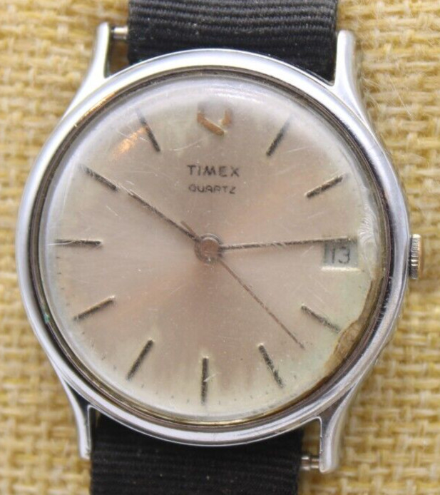 TIMEX MEN’S QUARTZ WATCH 33.5mm 19.5mm LUG RUNS (TB2)
