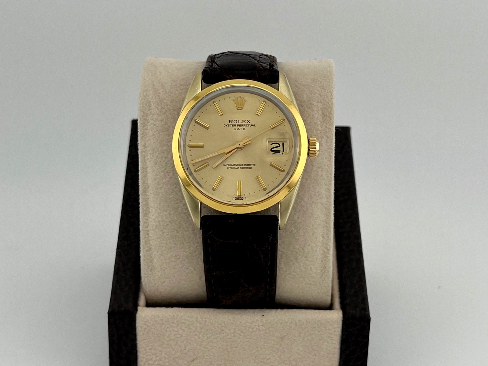Rolex Oyster Perpetual Date 1550 34mm Champagne Dial 14k Gold Stainless Steel