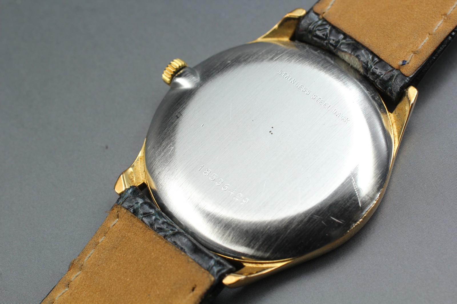 Near MINT Longines L847.4 Gold Roman Dial 33mm Hand Winding Men’s Watch w/ Box