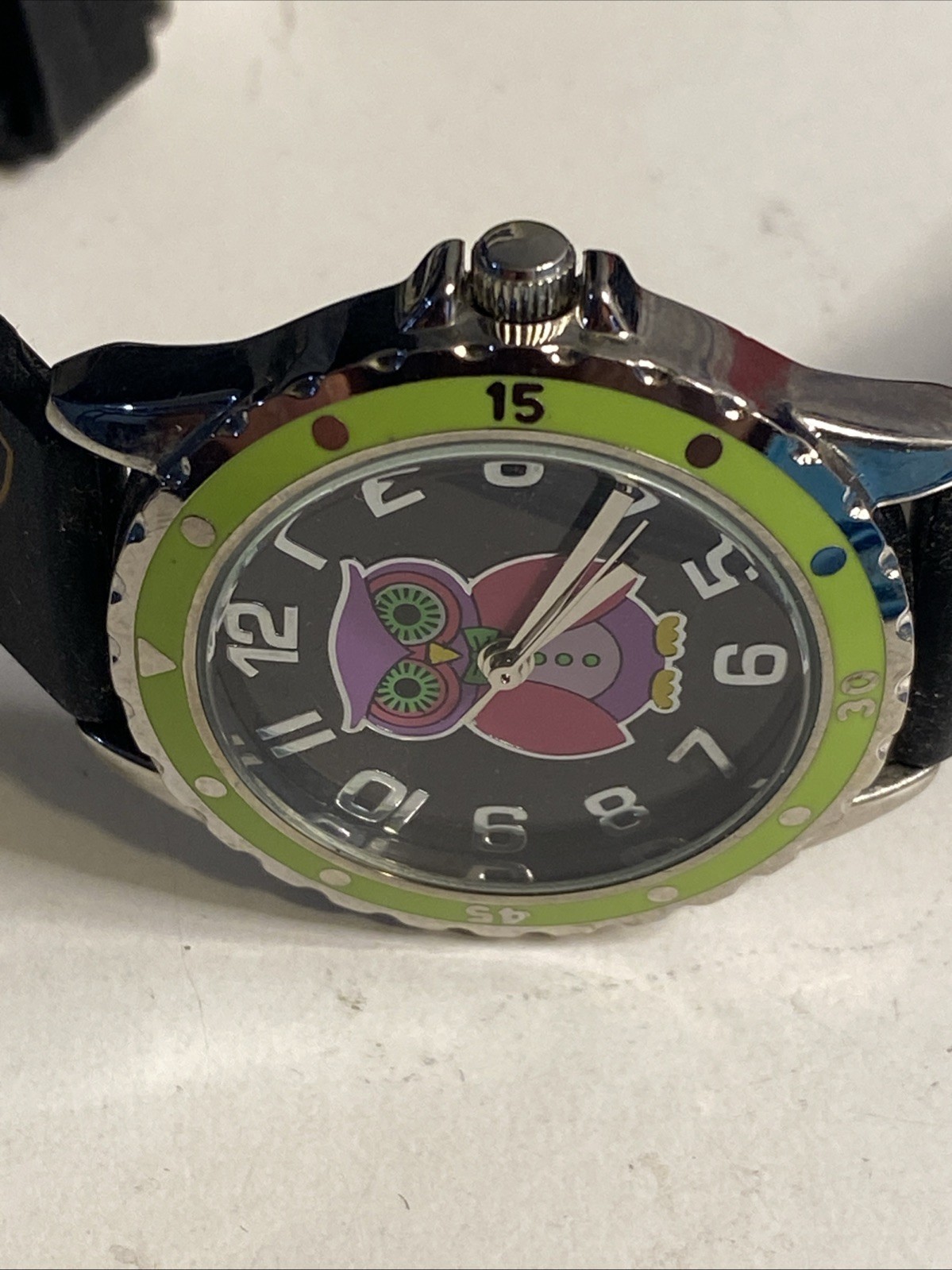 Owl Accutime Analog Wristwatch Buckle Band 33mm Working New Battery