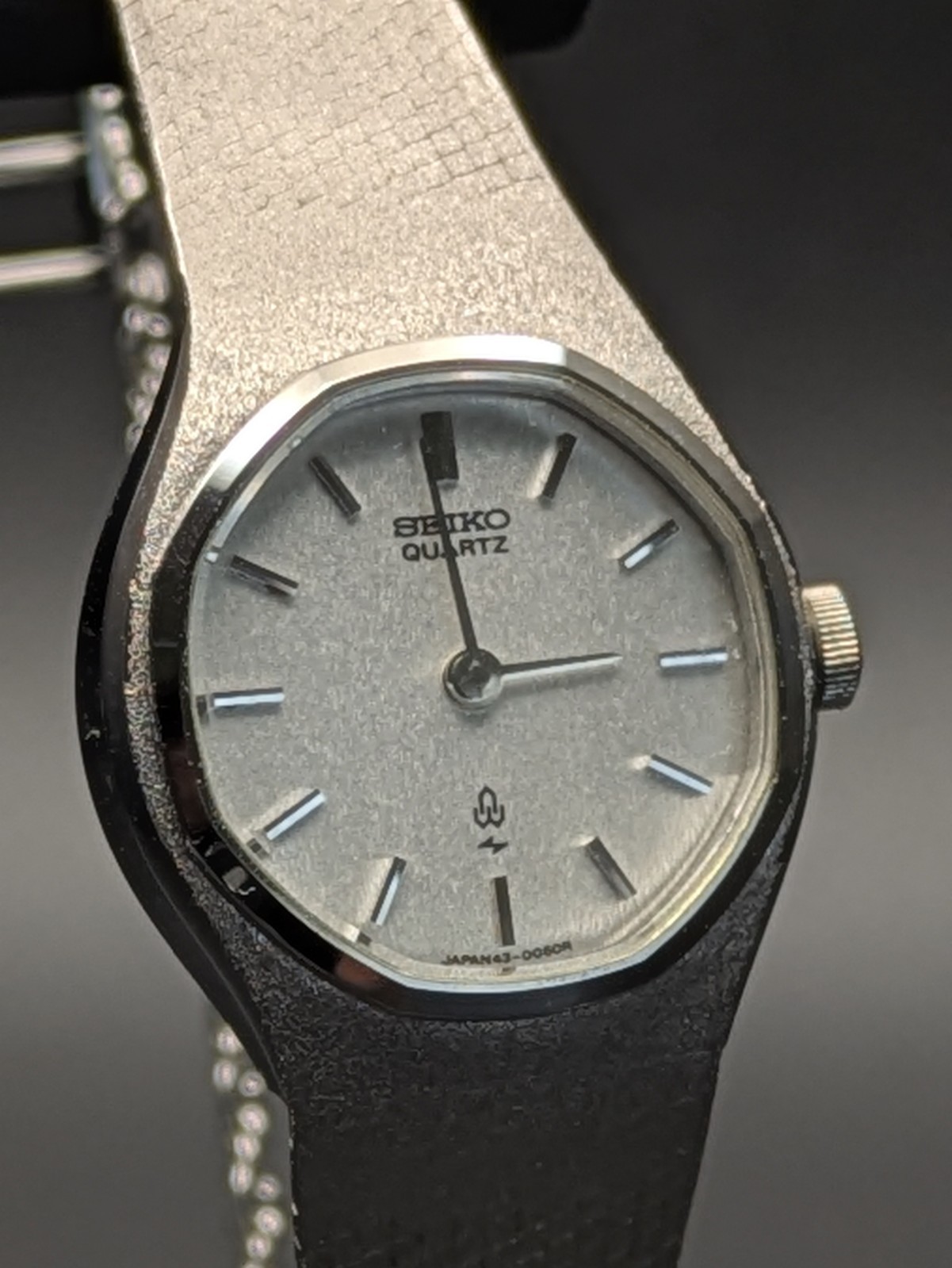 Vintage SEIKO 43-7000 Ladies Quartz Watch Mint Bracelet 21.5mm
