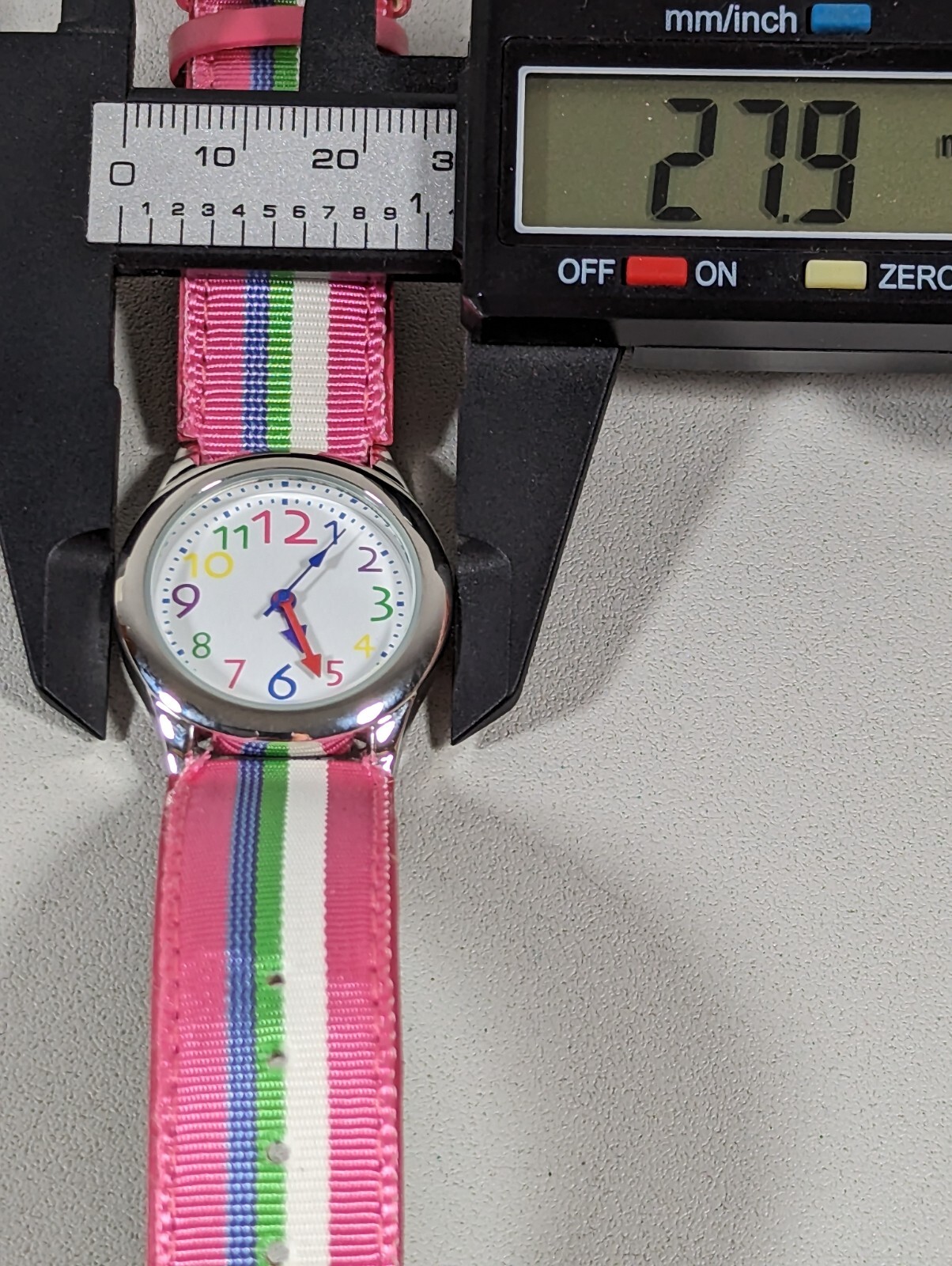 White Dial Round Silver Tone Case Pink White Green Blue Canvas Band Watch