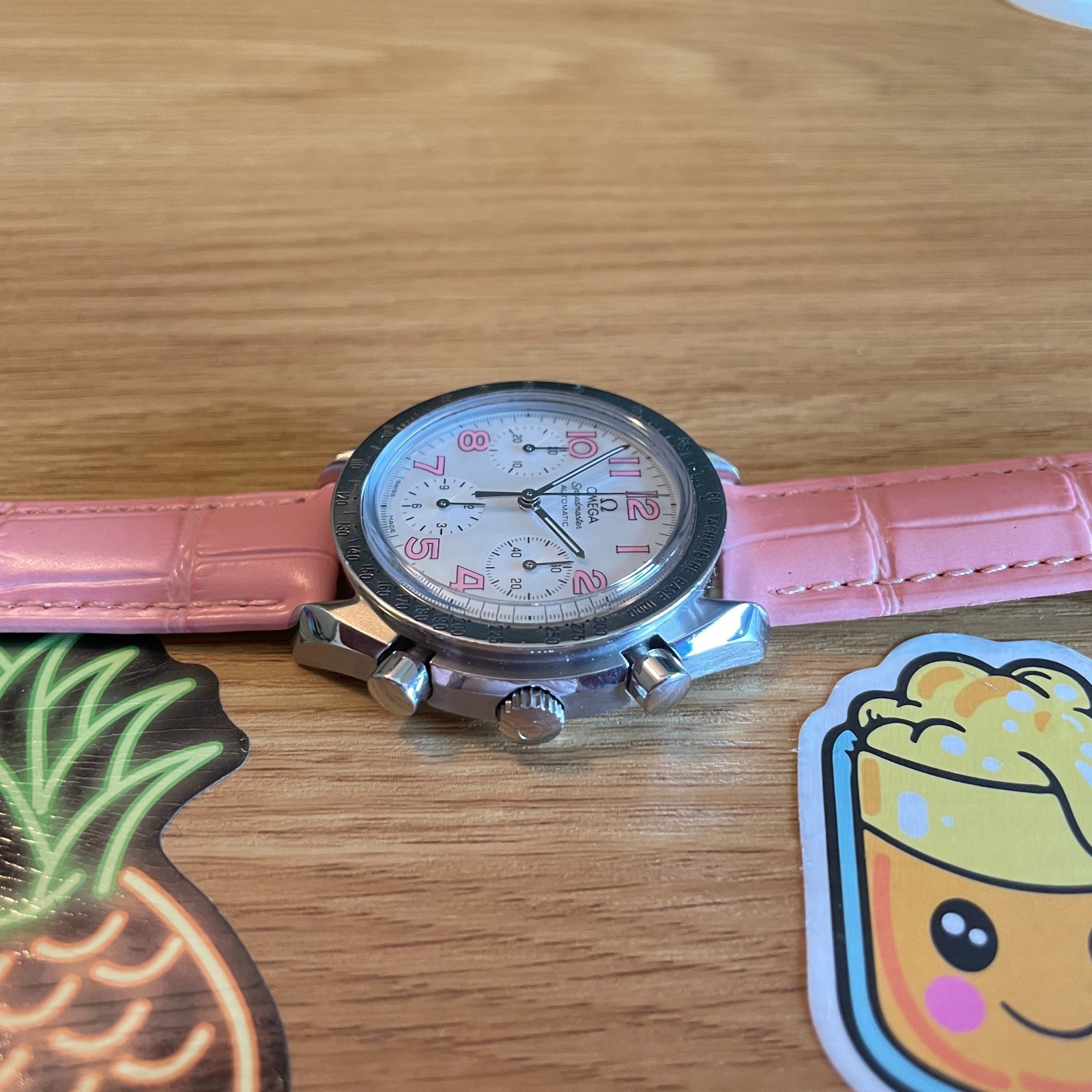 Omega Speedmaster Reduced 39mm Pink MOP Dial