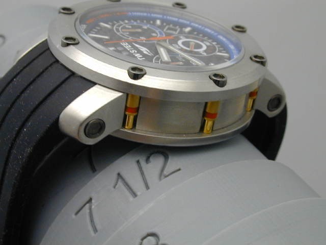 TW STEEL TW 924 YAMAHA MORTORCYCLE RACING CARBON FIBER 3 REGISTER CHRONOGRAPH
