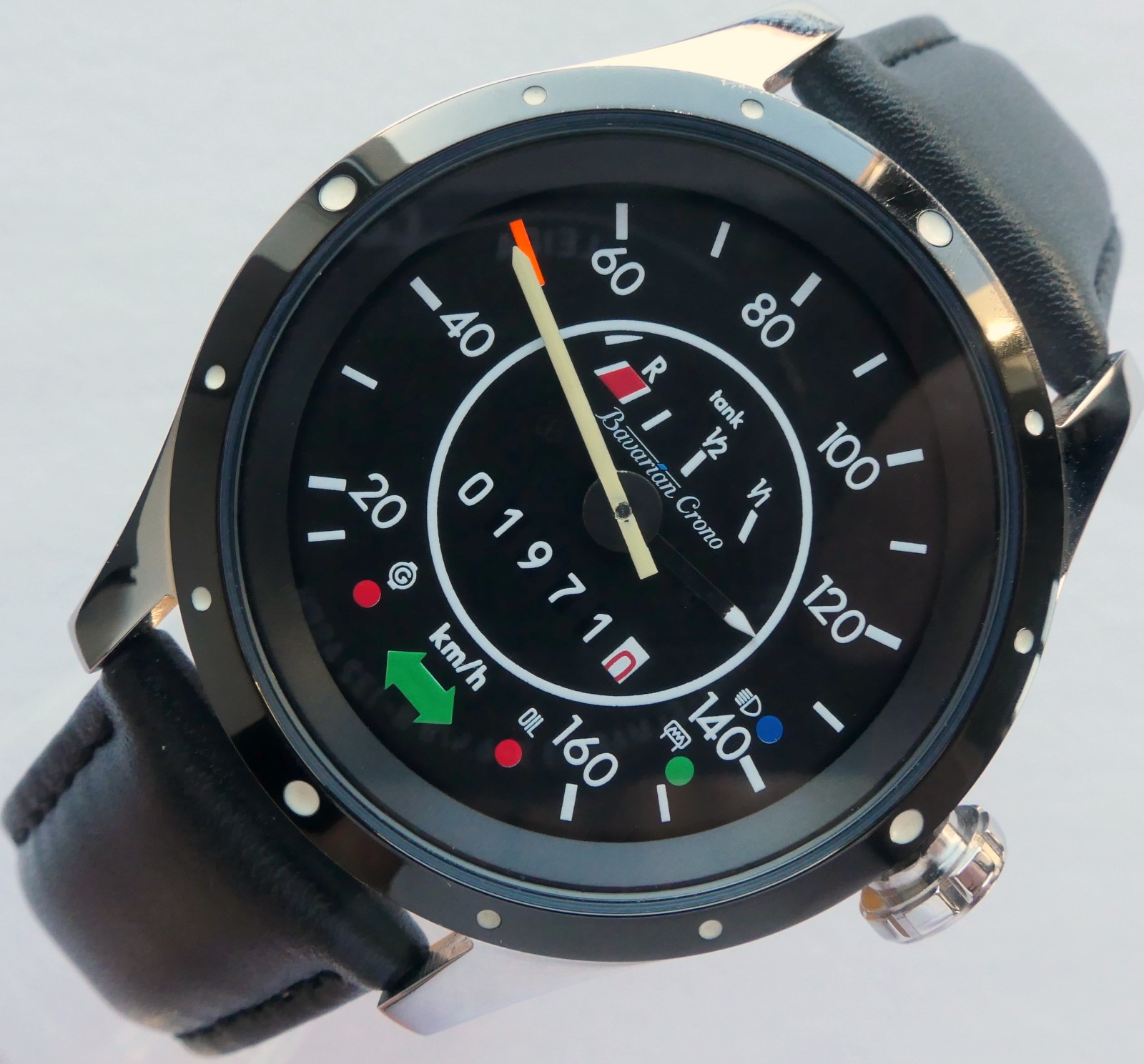 Volkswagen VW 1968 Beetle Bug Kafer Classic Speedometer Car Accessory Watch
