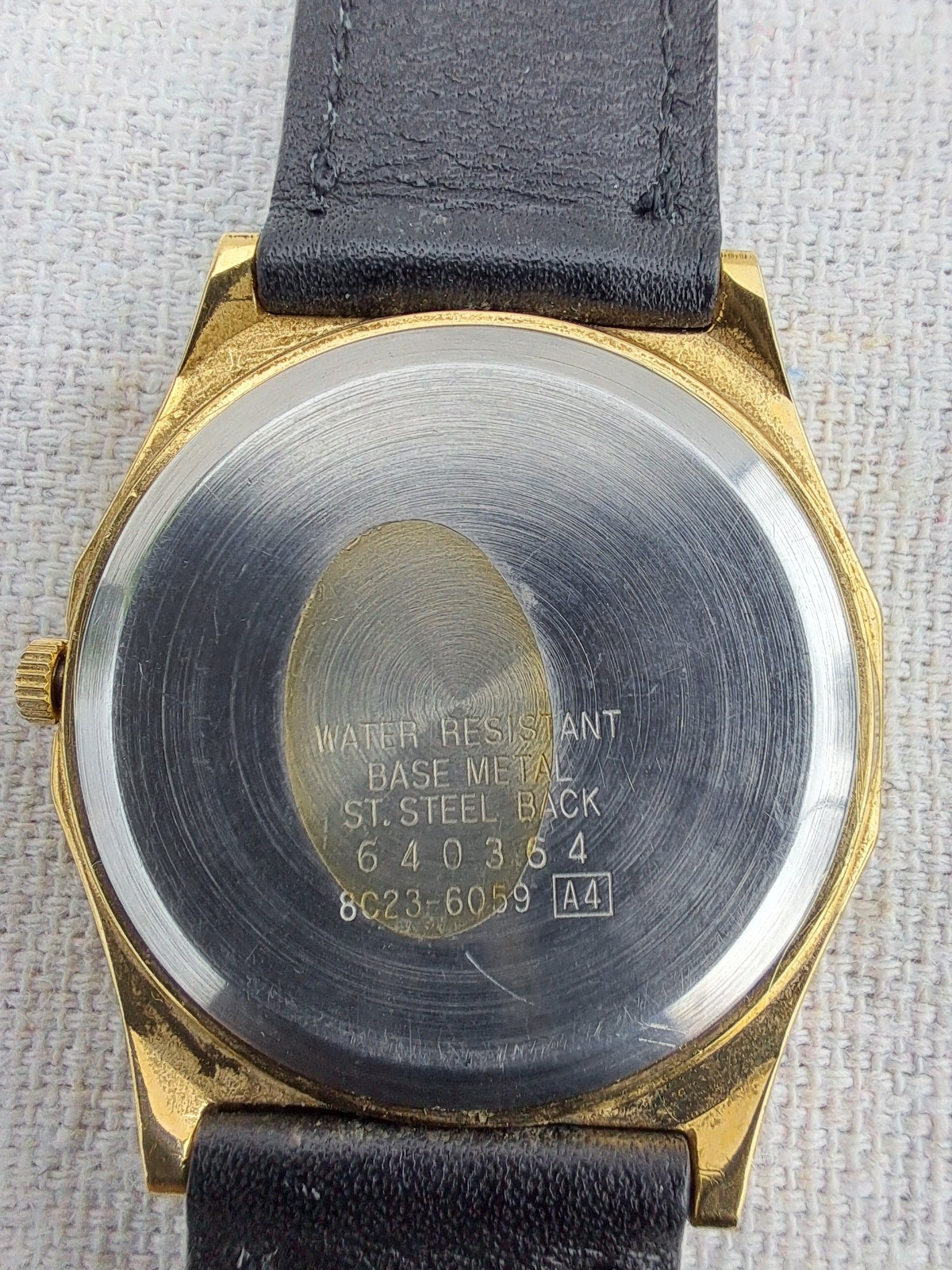 Vintage 1980s Seiko Quartz SQ 8C23-6059 A4 Waffle Pie Pan Day Date Watch Runs