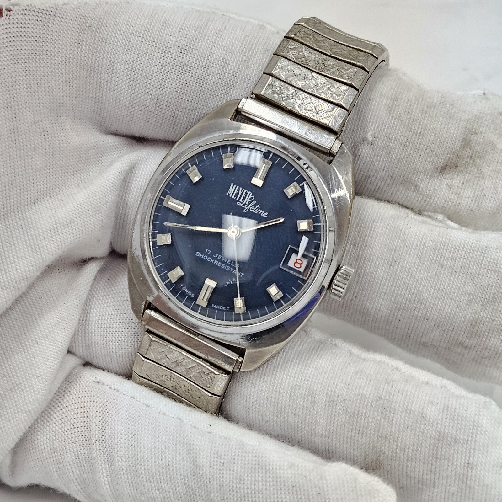 Vintage Meyer Lifetime 17 Jewel Mens Date Blue Dial Wrist Watch Swiss Mechanical