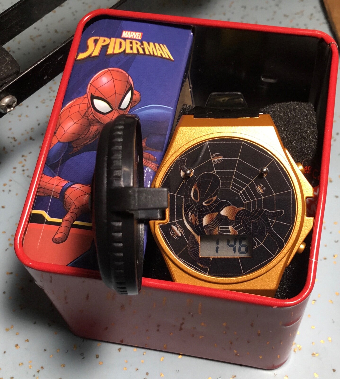 ACCUTIME SPD4593AZ MARVEL SPIDERMAN LIGHT UP COVER FLIP FACE DIGITAL WATCH NIB