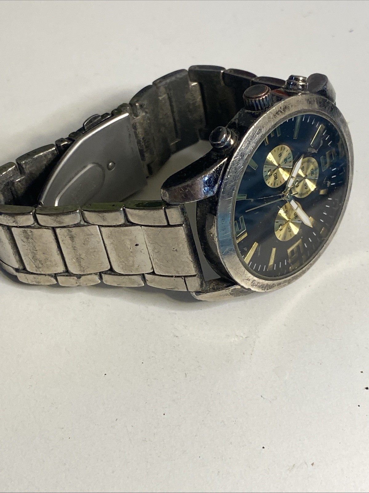Men’s Watch FMDAL924 Unbranded Metal Band New Battery Preowned