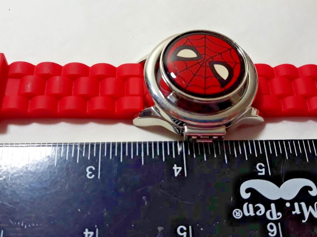 Marvel Spider-Man Unisex Children’s Watch with Metallic Spinner Top ~ WORKS