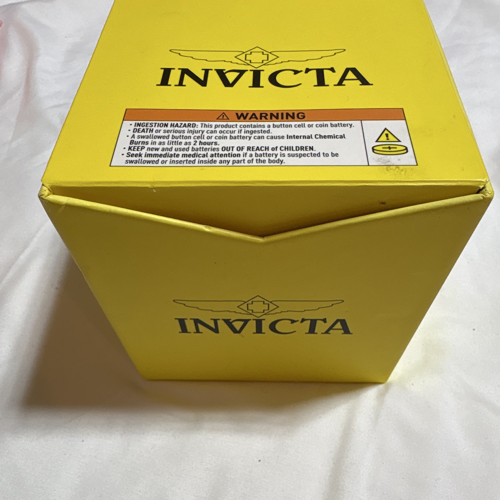 Invicta 69207 Men’s Gold Tone Quartz Watch Gold Dial Stainless Steel New Box