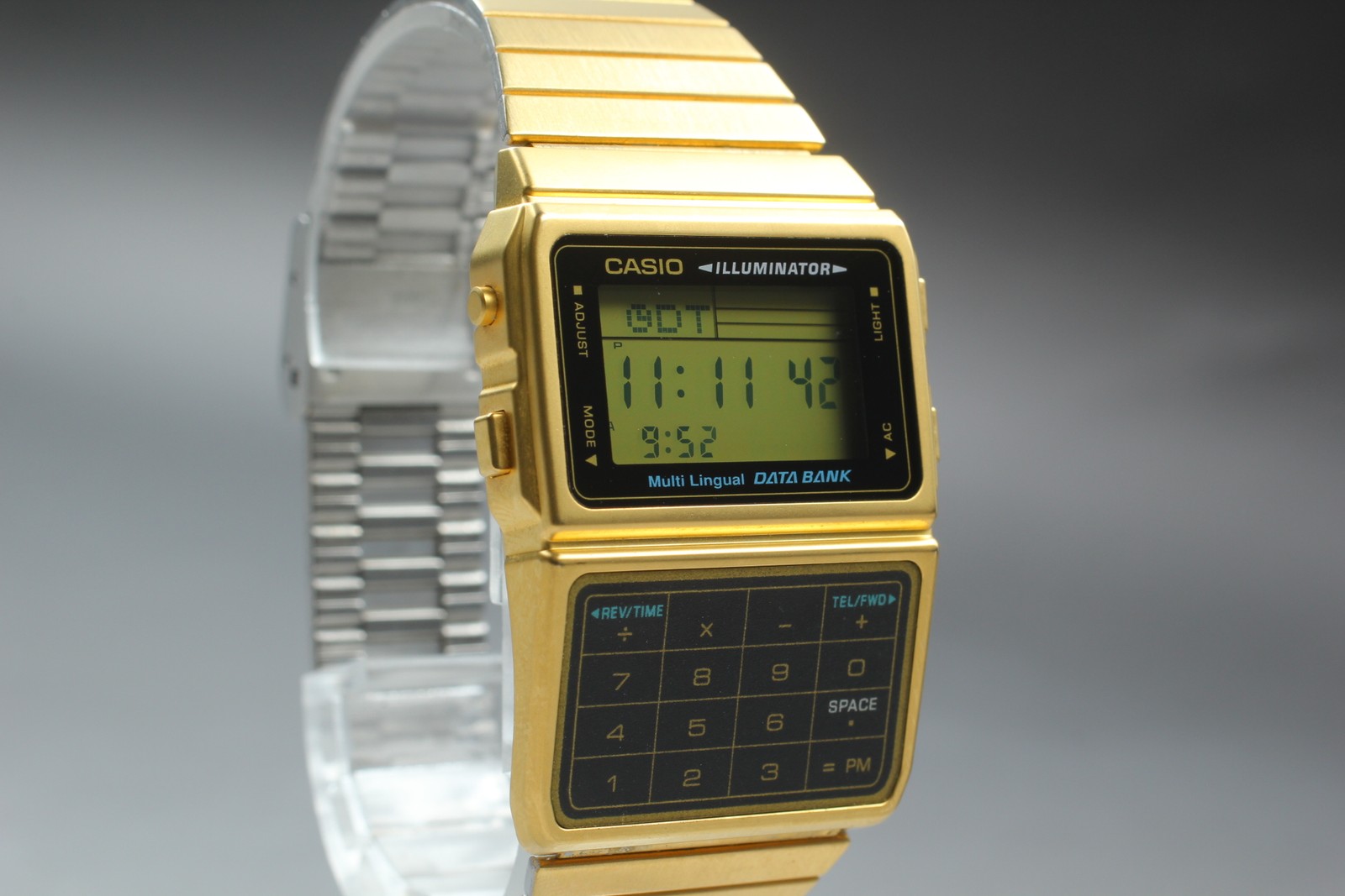 [Near MINT] Casio Databank DBC-611G 3238 Digital Unisex Gold Watch From JAPAN