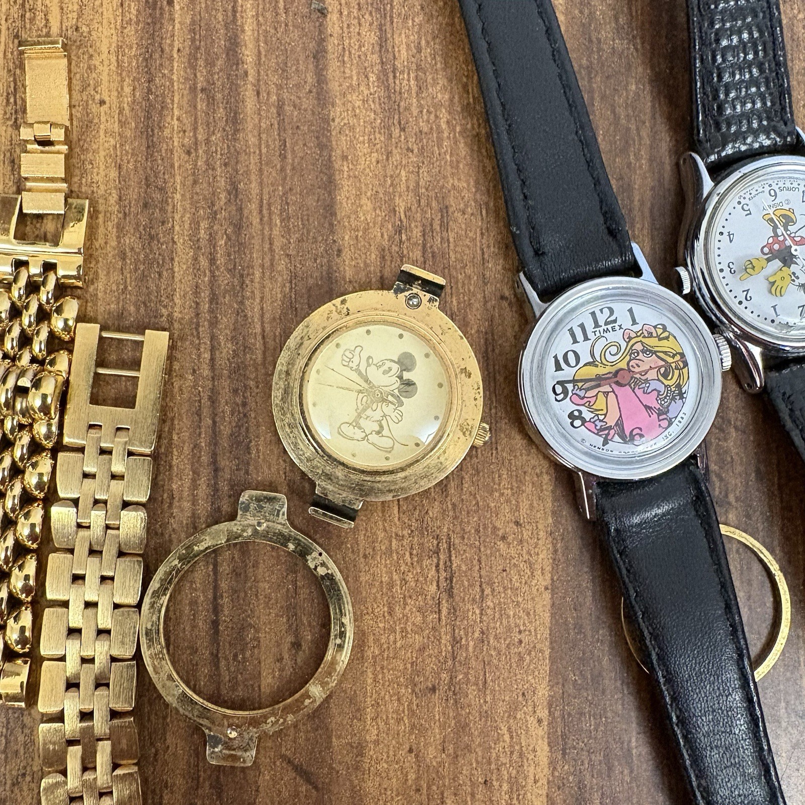 Lot Of 5 Non Working Mickey Mouse Watches For Parts & One New Band As Shown