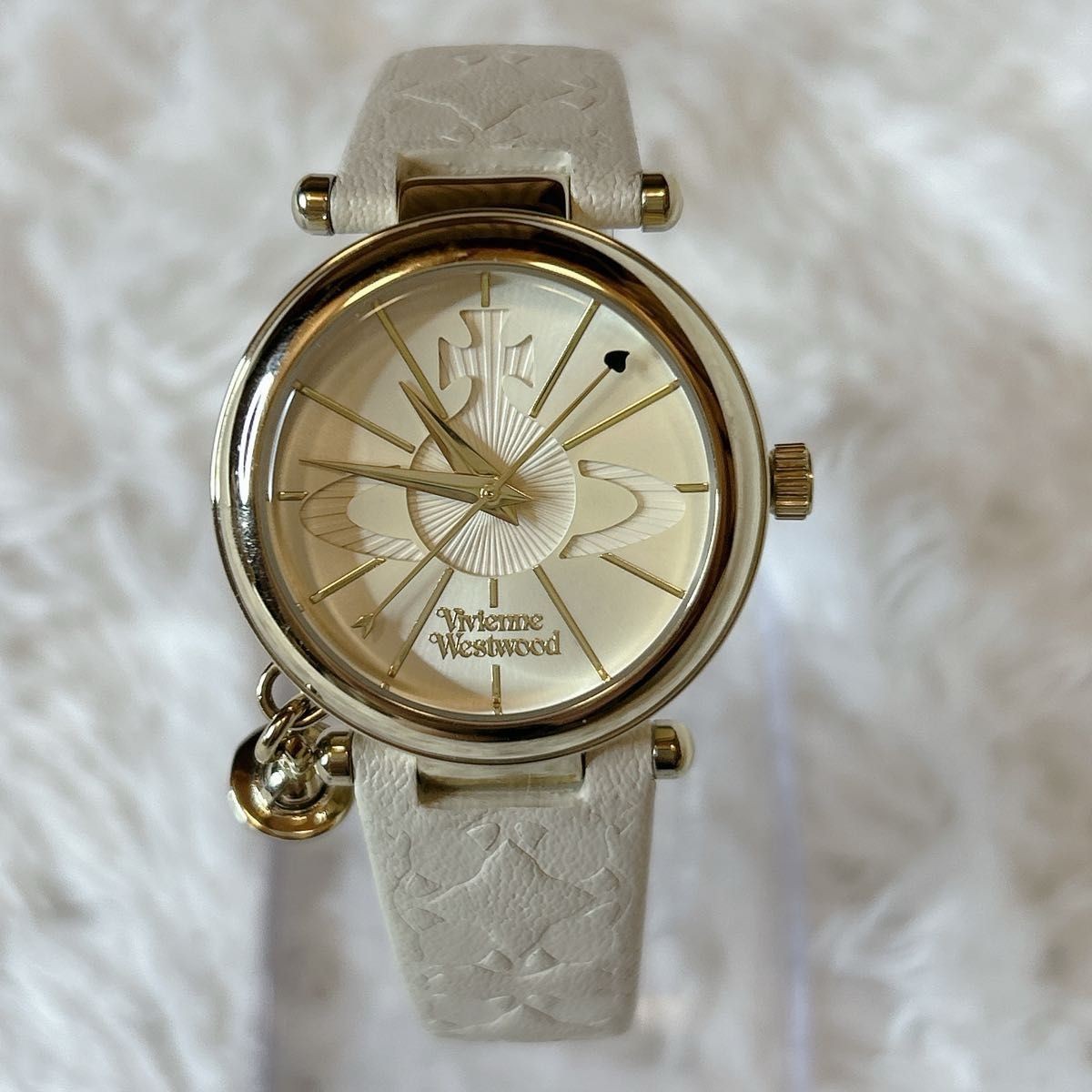 Vivienne Westwood Wristwatch Orb White Running