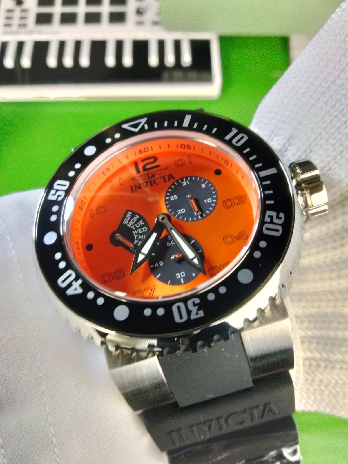 Invicta Pro Diver Multi-Function Day Retrograde Men Quartz Watch 49564 WR 100 MT
