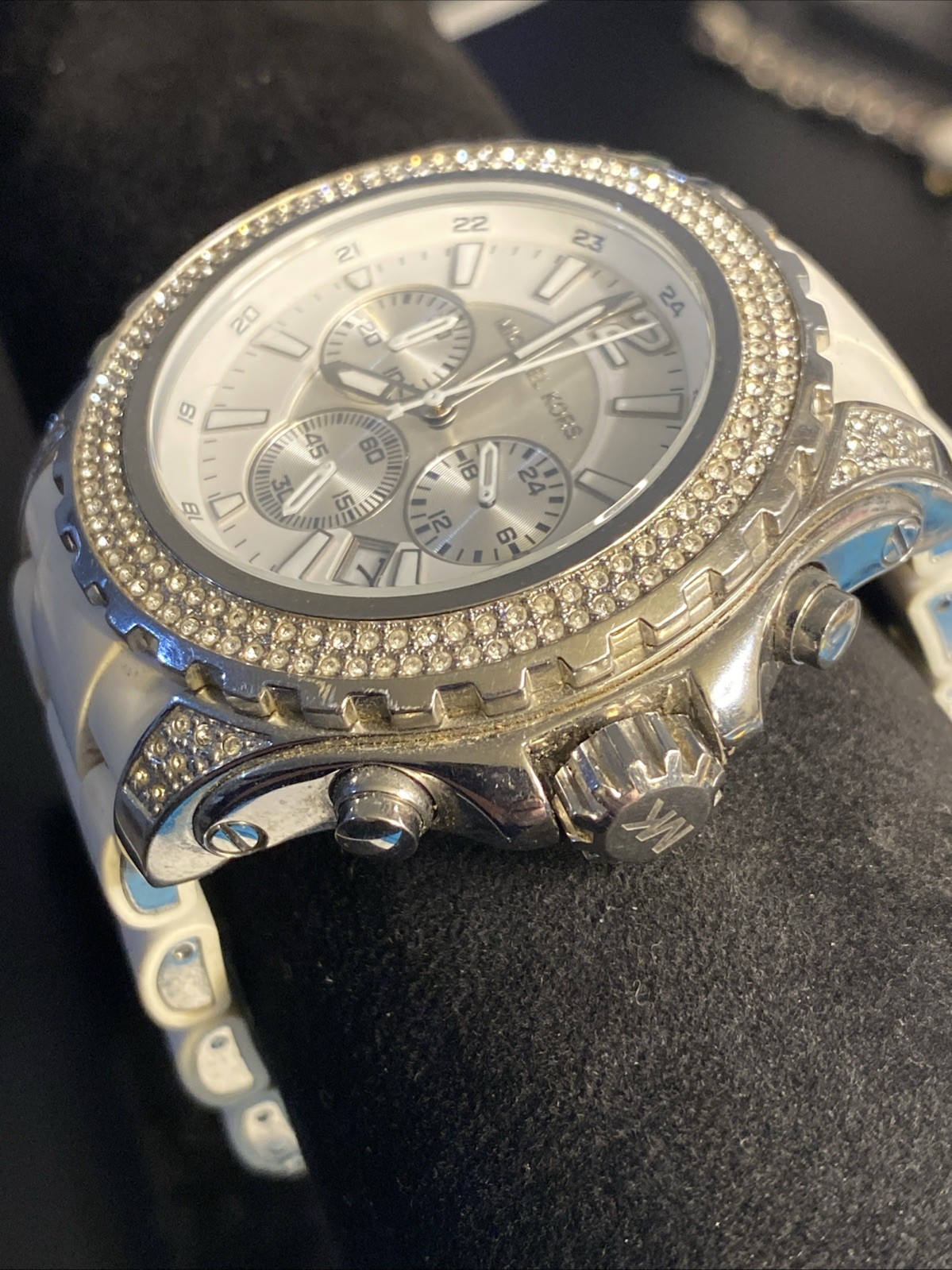 Michael Kors Watch # MK-5621 New Battery Unisex