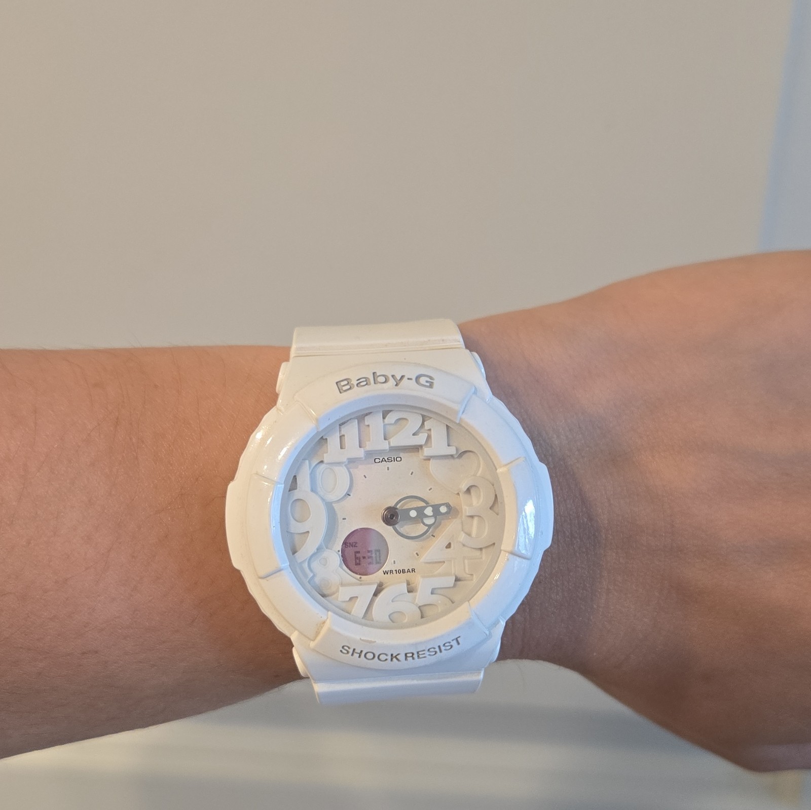 Casio Baby-G Women’s White Resin Analog-Digital Quartz Watch Shock Resist 100m