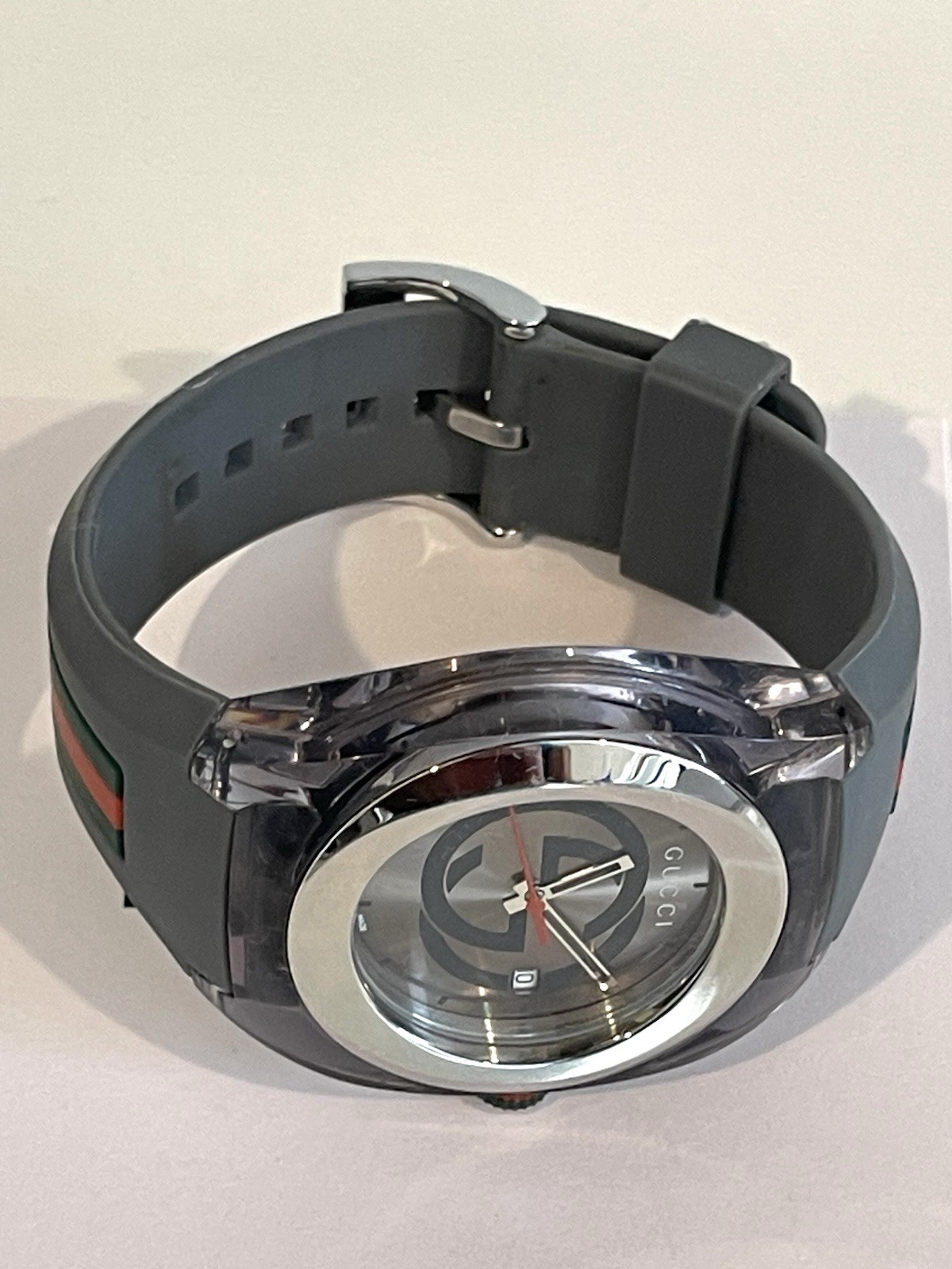 New Gucci Sync XXL YA82052 Gray Rubber Band Gray Dial Unisex Watch