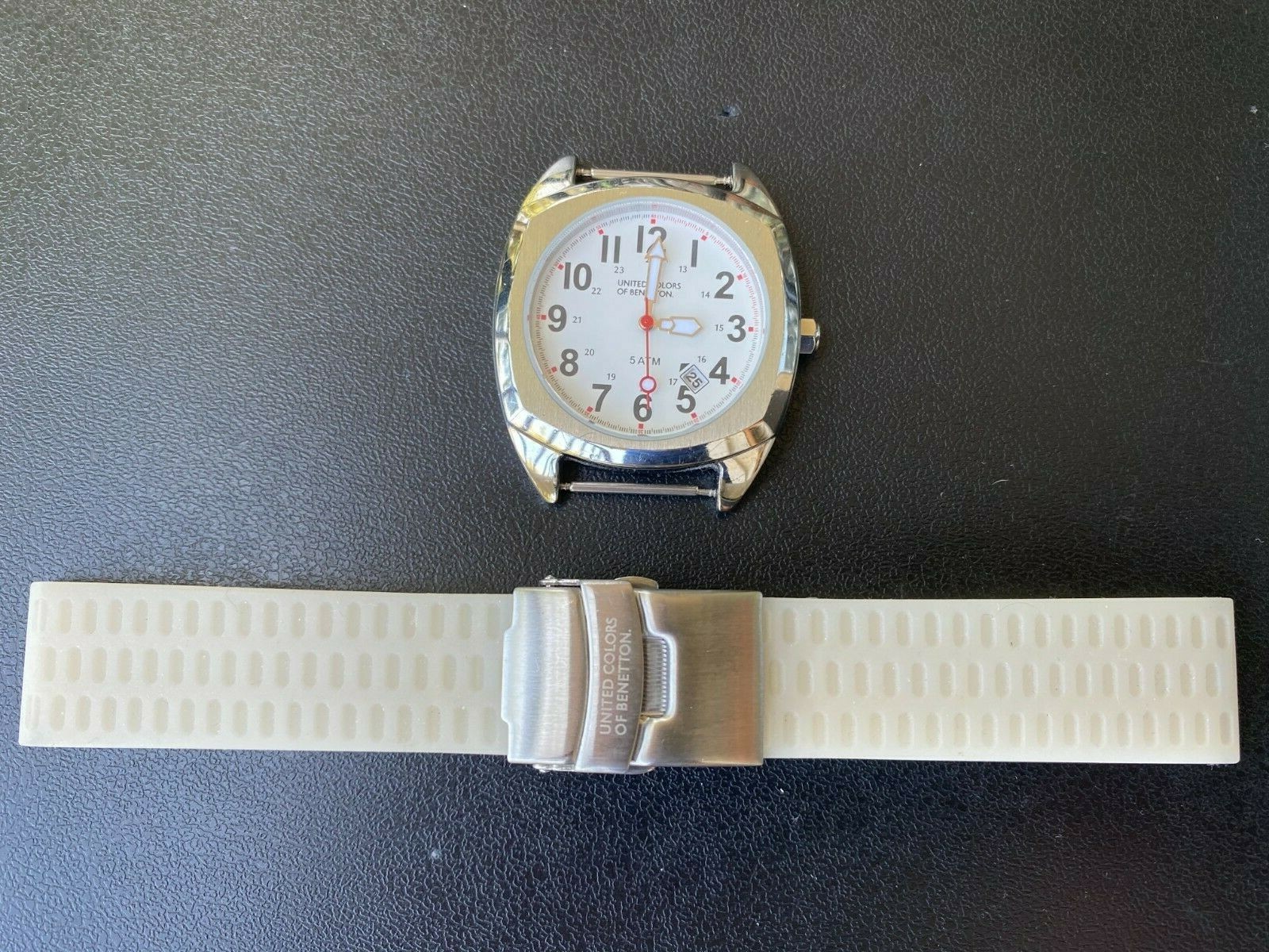 Lot of 3 United Colors of Benetton analog watches NOS
