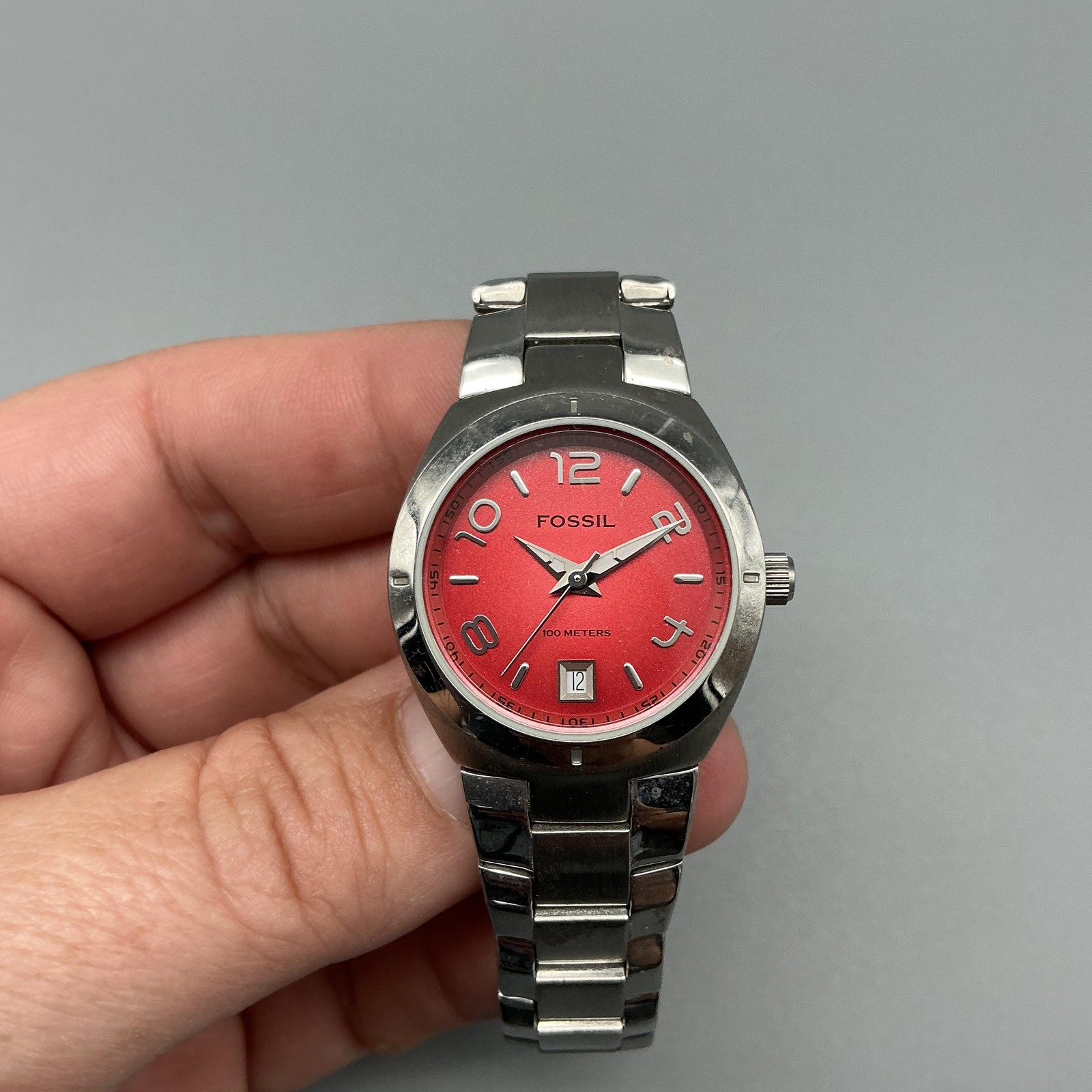 Fossil Blue Womens Watch 28mm Red Dial Stainless Date AM-4100 New Battery 6.75″