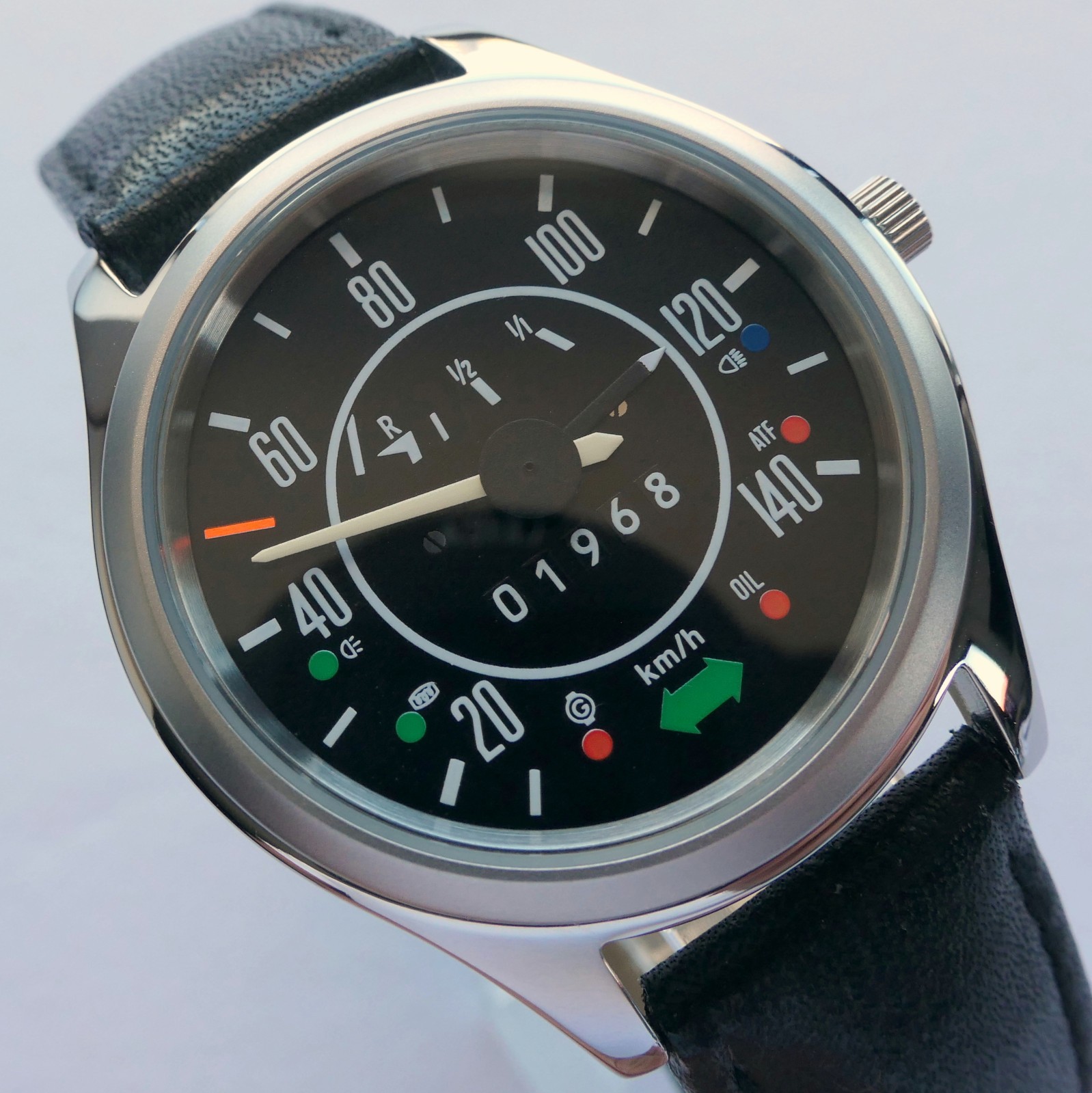 Volkswagen VW 1968 Beetle Bug Kafer Classic Speedometer Car Accessory Watch