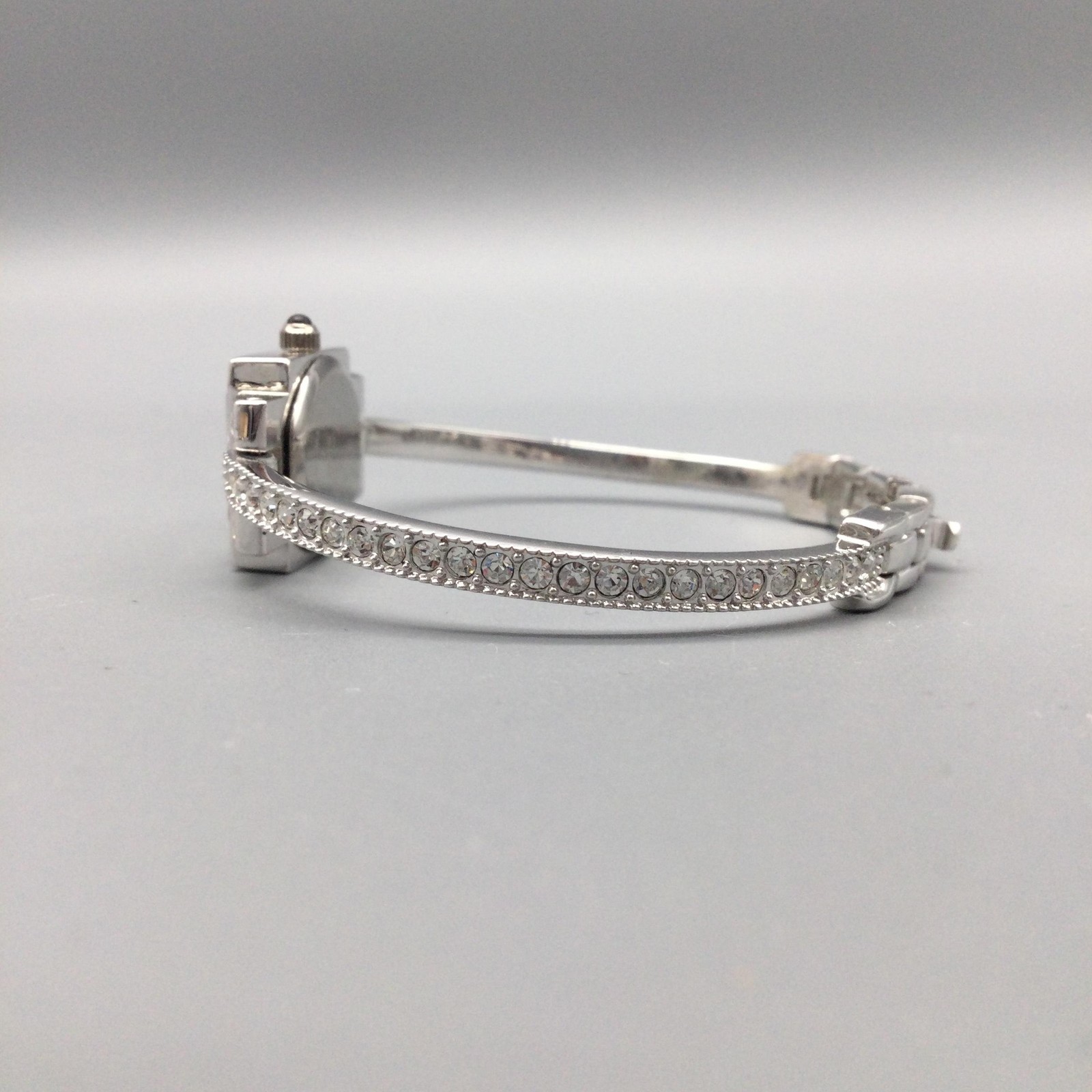 Erwin Pearl Womens Watch 16mm Square Silver Tone Crystal New Battery 5.75″