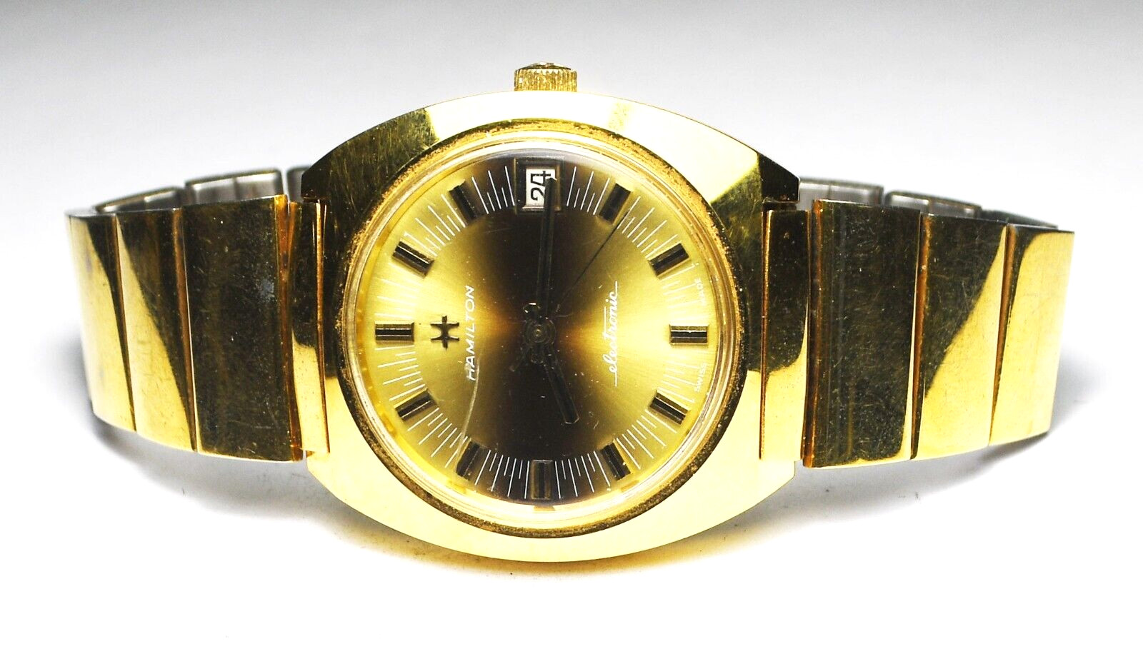 Vintage Hamilton Electronic Gold Stick Dial Date 37mm Wristwatch 7″ Wrist