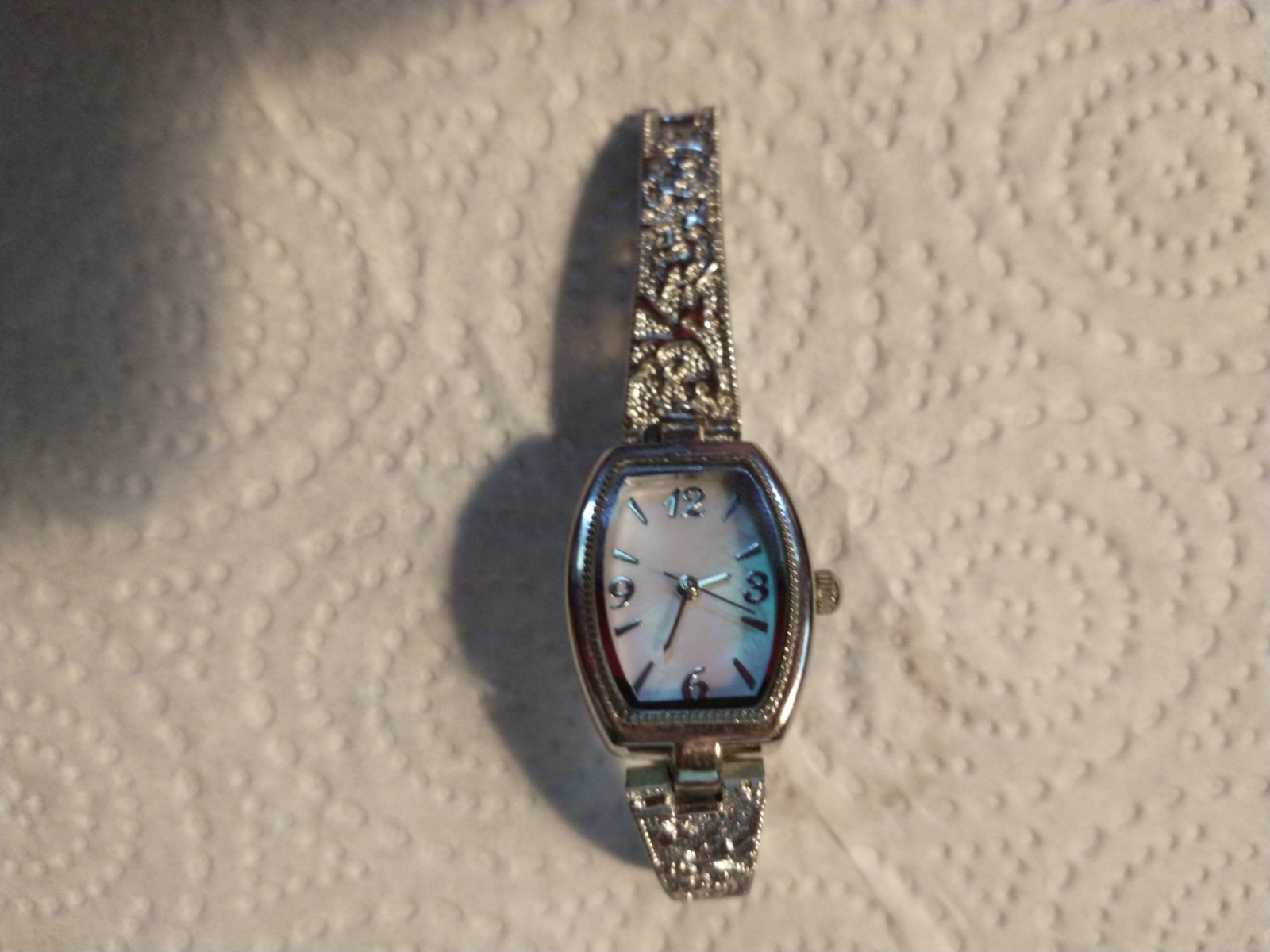 Silver Stainless Steel Case W/ Silver Stainless Steel Clasp Wristband – Untested