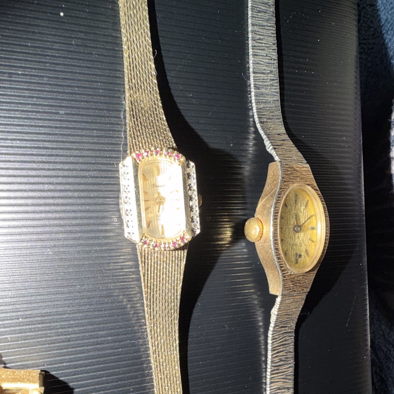 4Price DM 4 Women’s Analog Dress Wristwatches Metal Bracelet Gold/Silver Tone