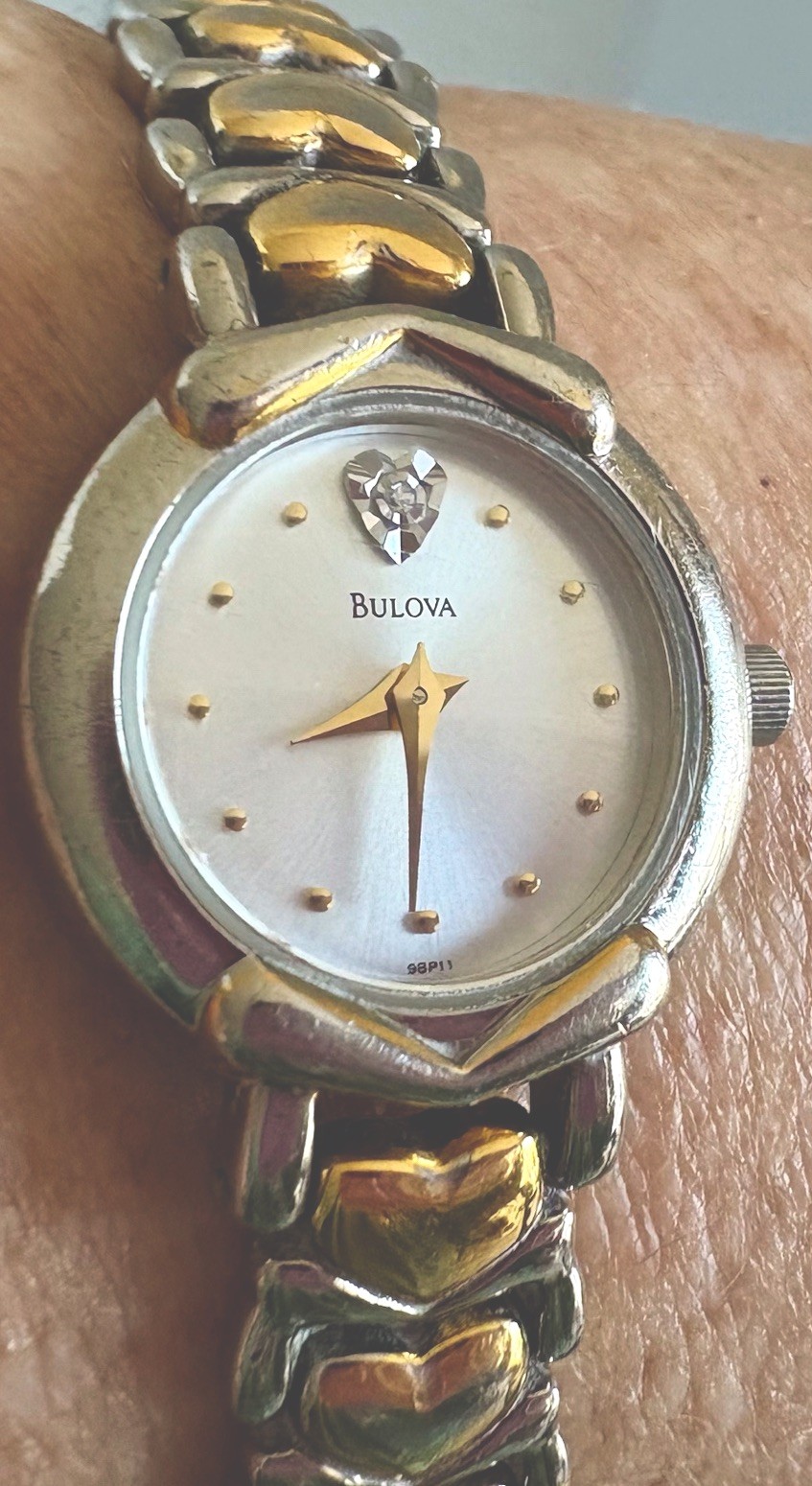 Vintage BULOVA QUARTZ With Heart Shaped Diamond, Women’s Luxury Watch. Japan MAT