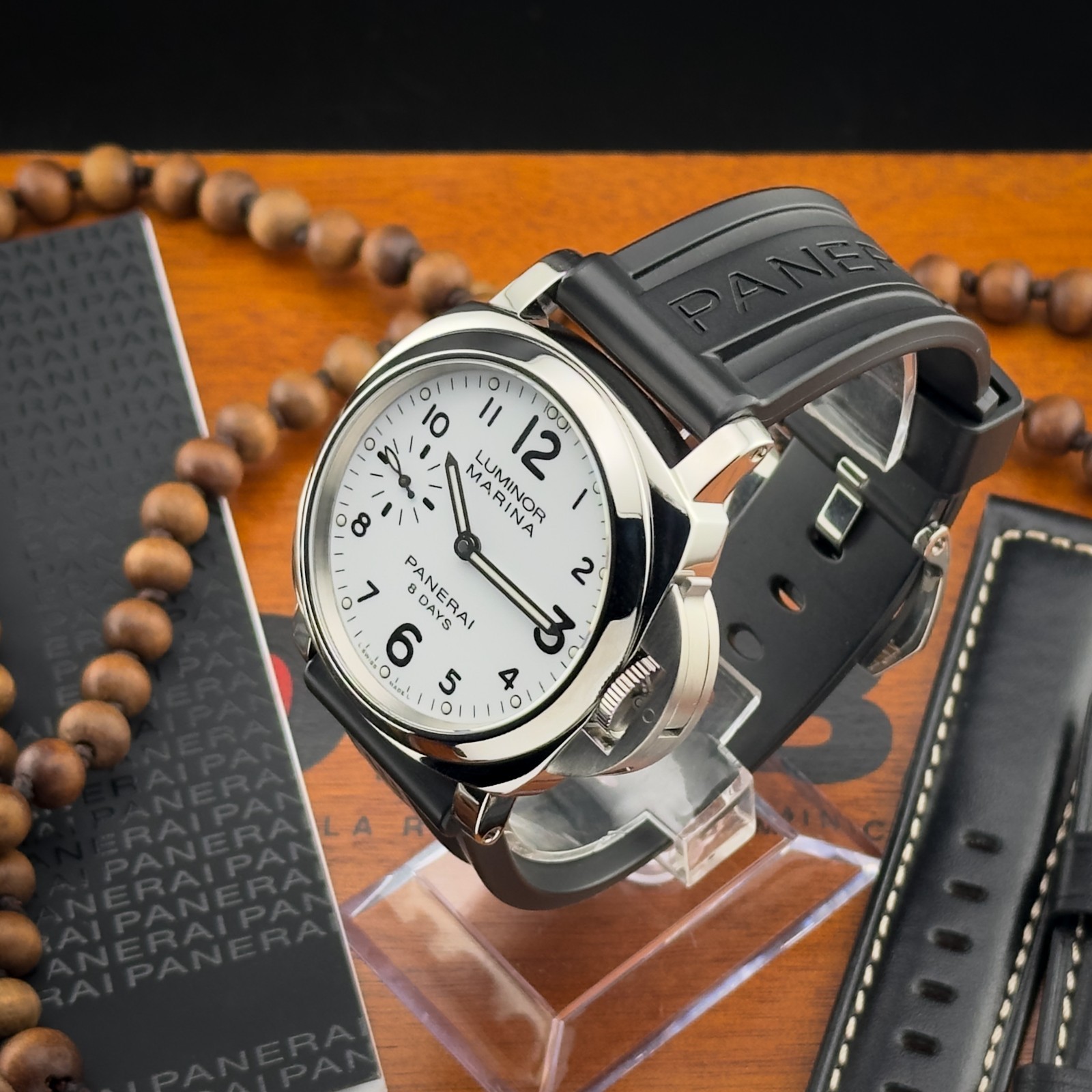 Panerai Luminor Marina Pam00563 Pam563 Manual wind 8 Day White Dial Full Set